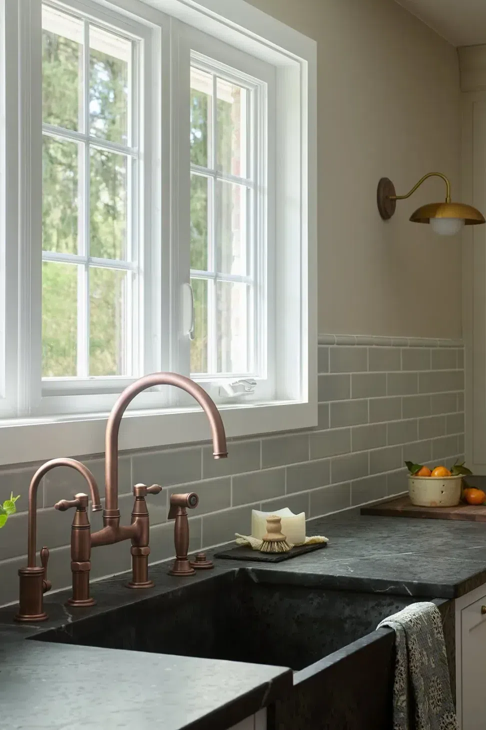 todmordenloreskitchen03v2.webp