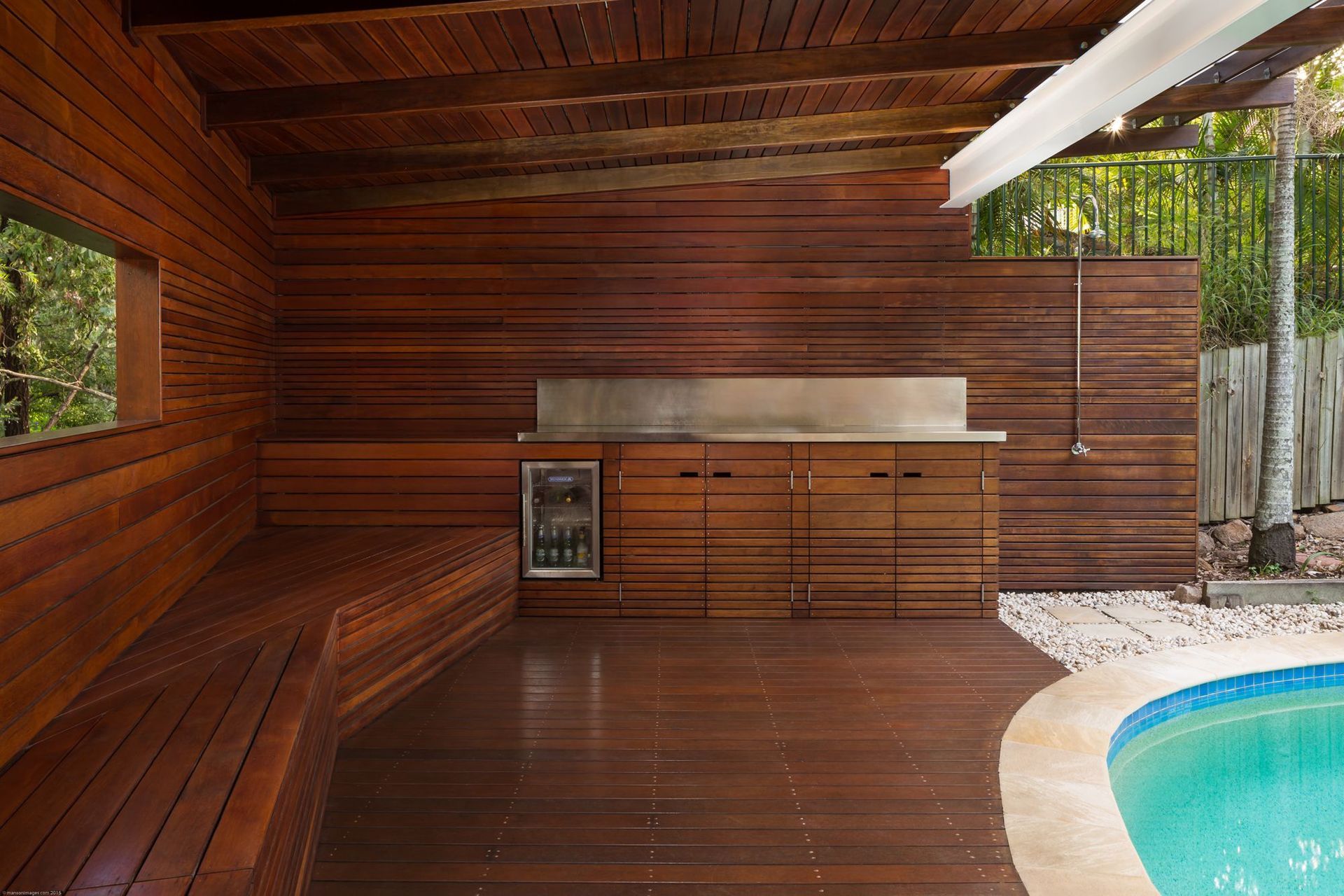 Yeerongpilly Poolhouse