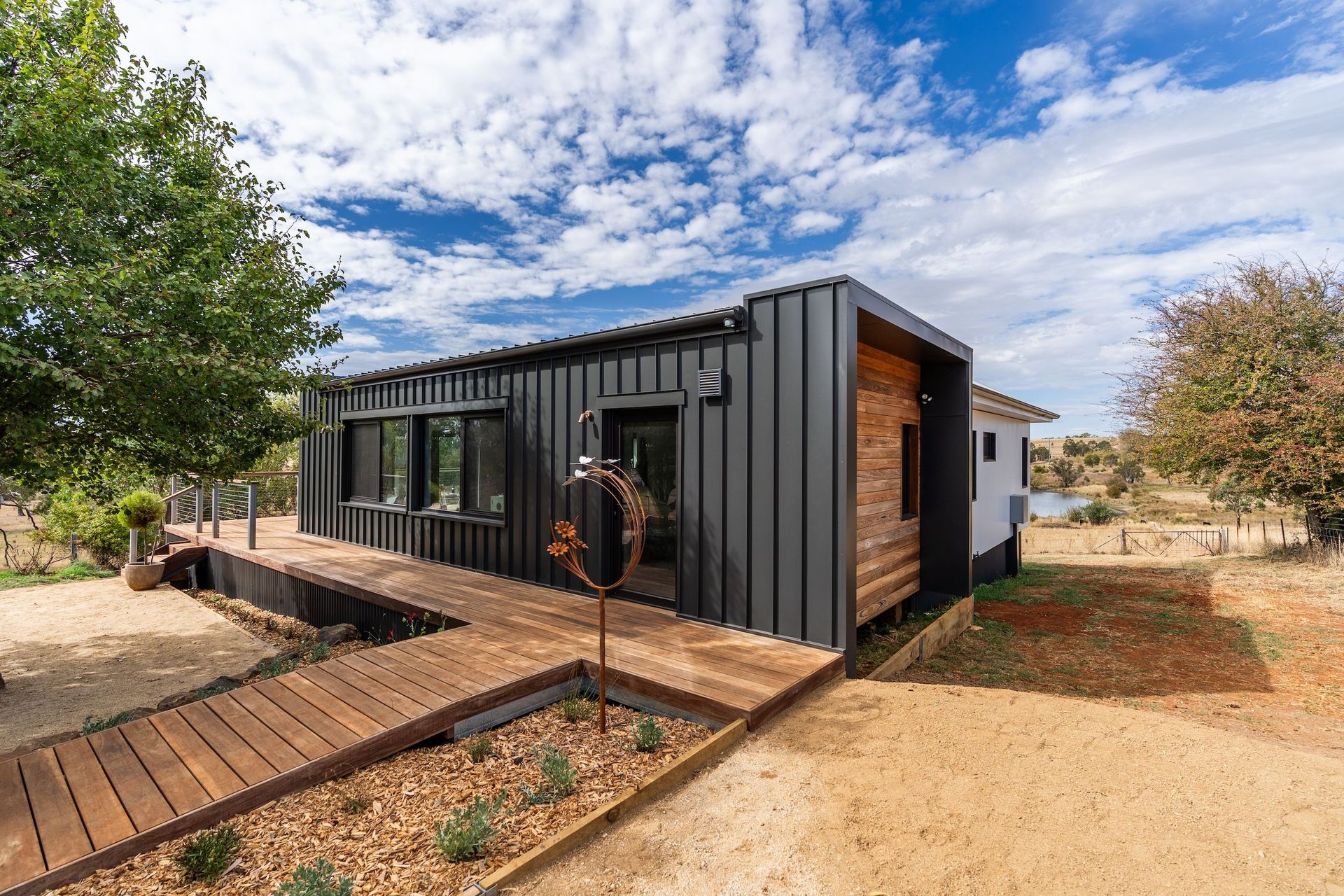 15-envirotecture-livinglightlyhaus-renovation-newsouthwales-external.jpg