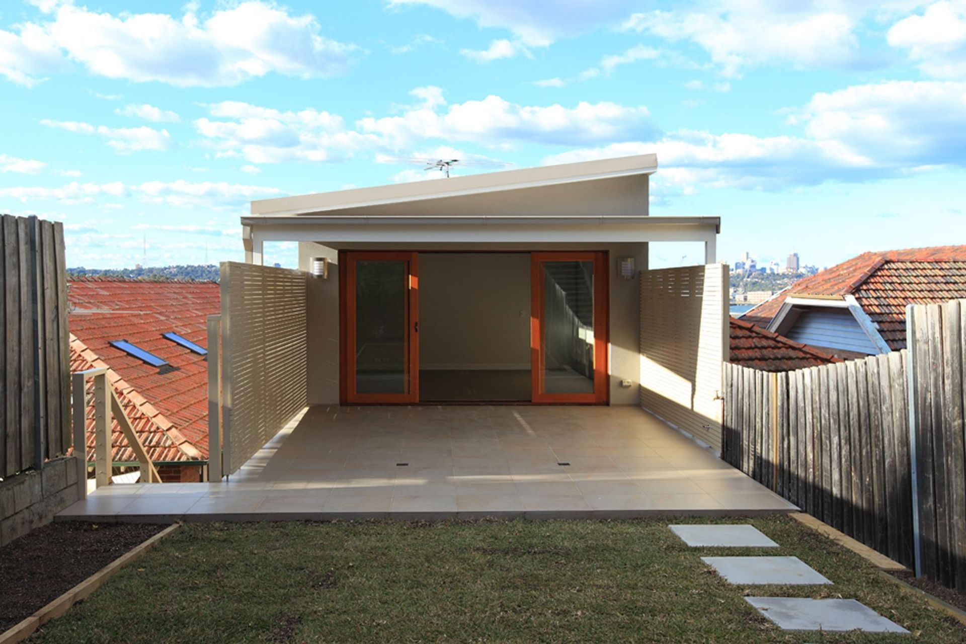 DRUMMOYNE-SEMIDETACHED04.jpg