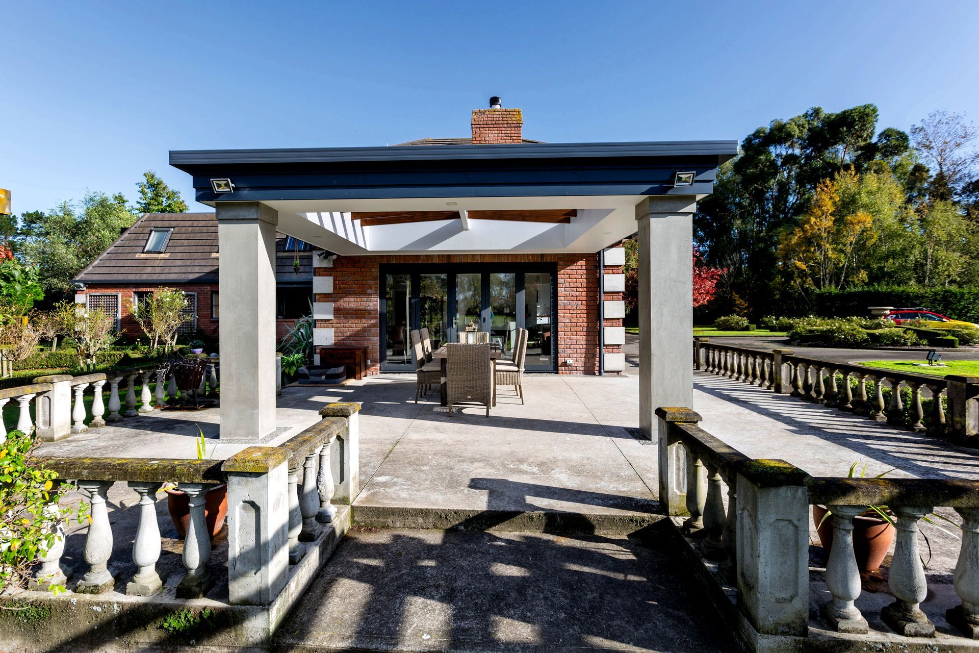 Morris House