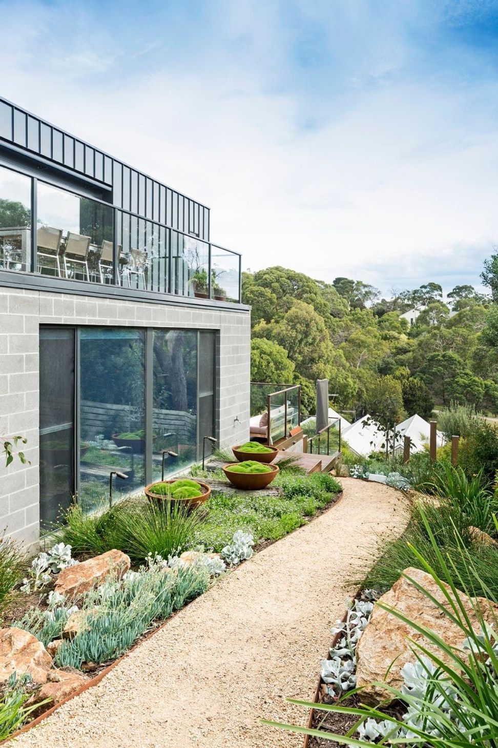 Photography: Patrick Redmond | Coastal landscape design
