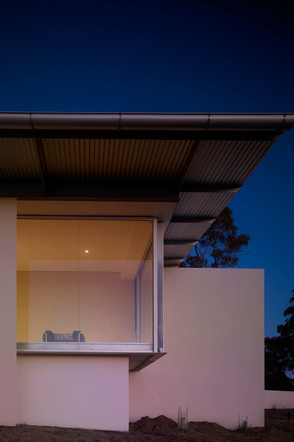 Corner glazing.