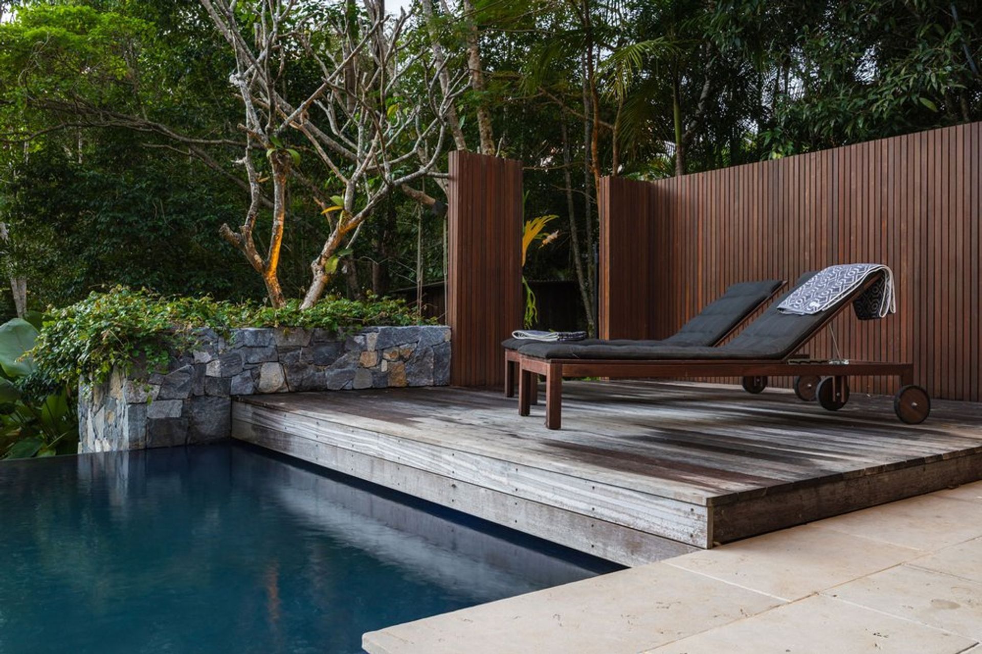 Ilkley: QLD - Acreage