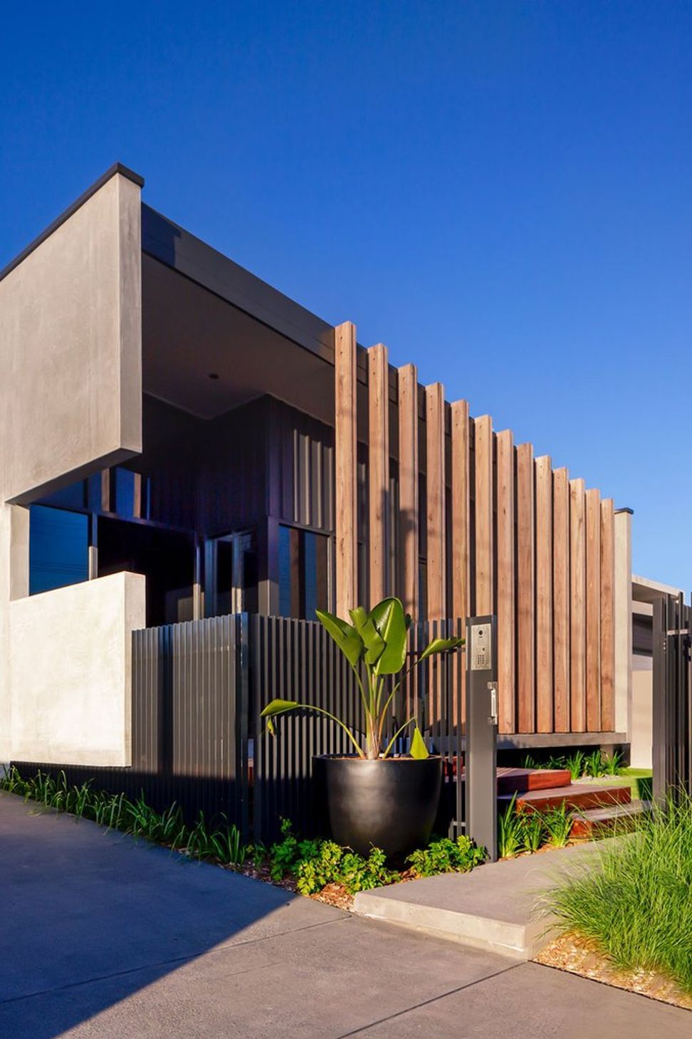 Mooloolaba: QLD - Residential