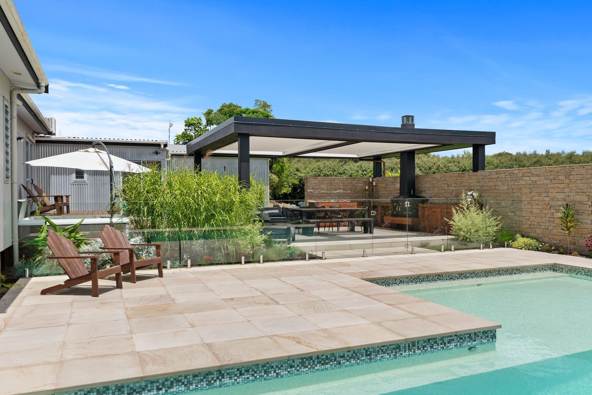MontroseRoadNewPoolUltraCustomPools6.jpg