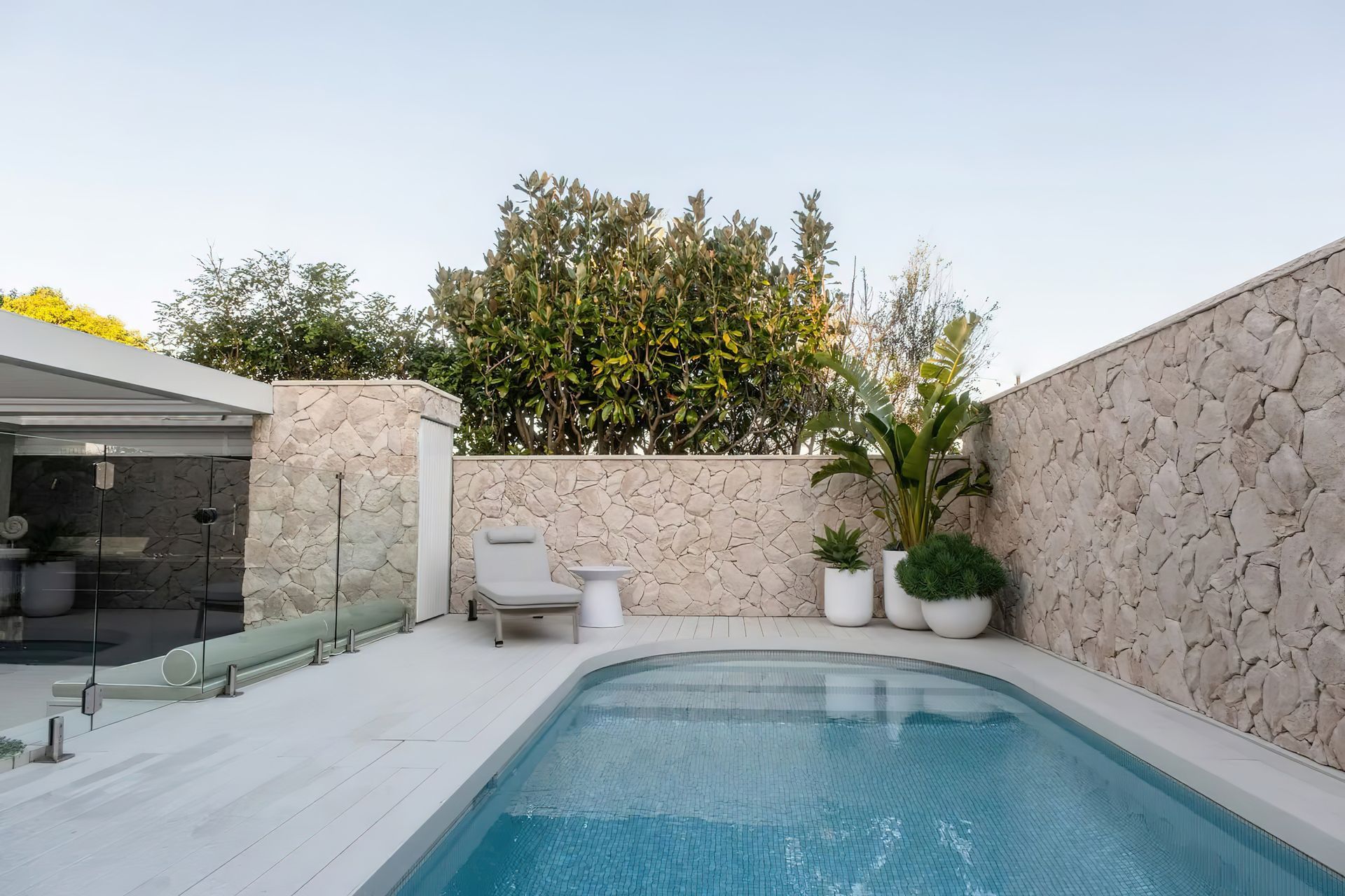 imgi8Back-garden-design-Coogee-By-Vogue-Vine-scaled.jpeg