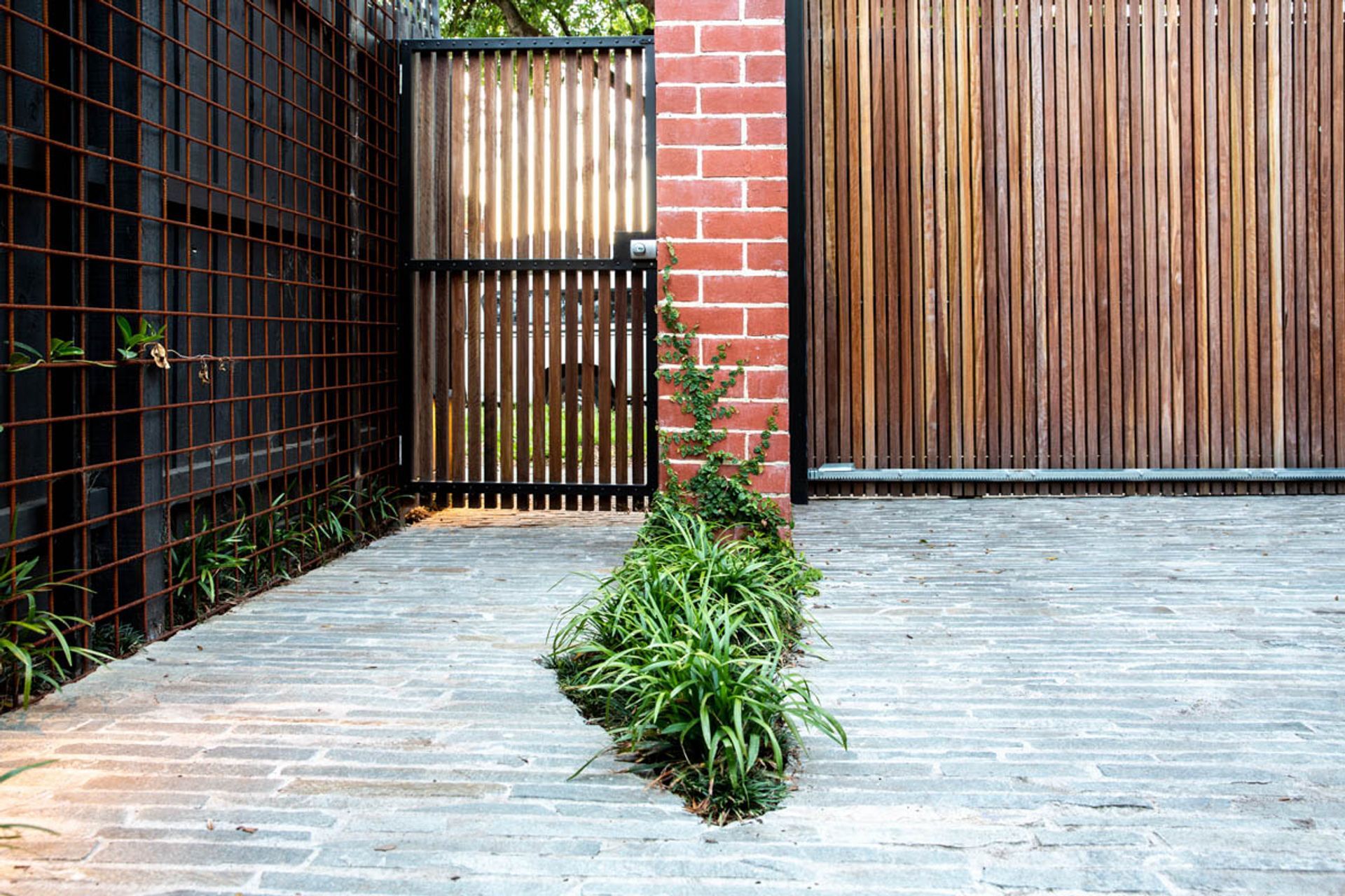 ##^^Northcote 01