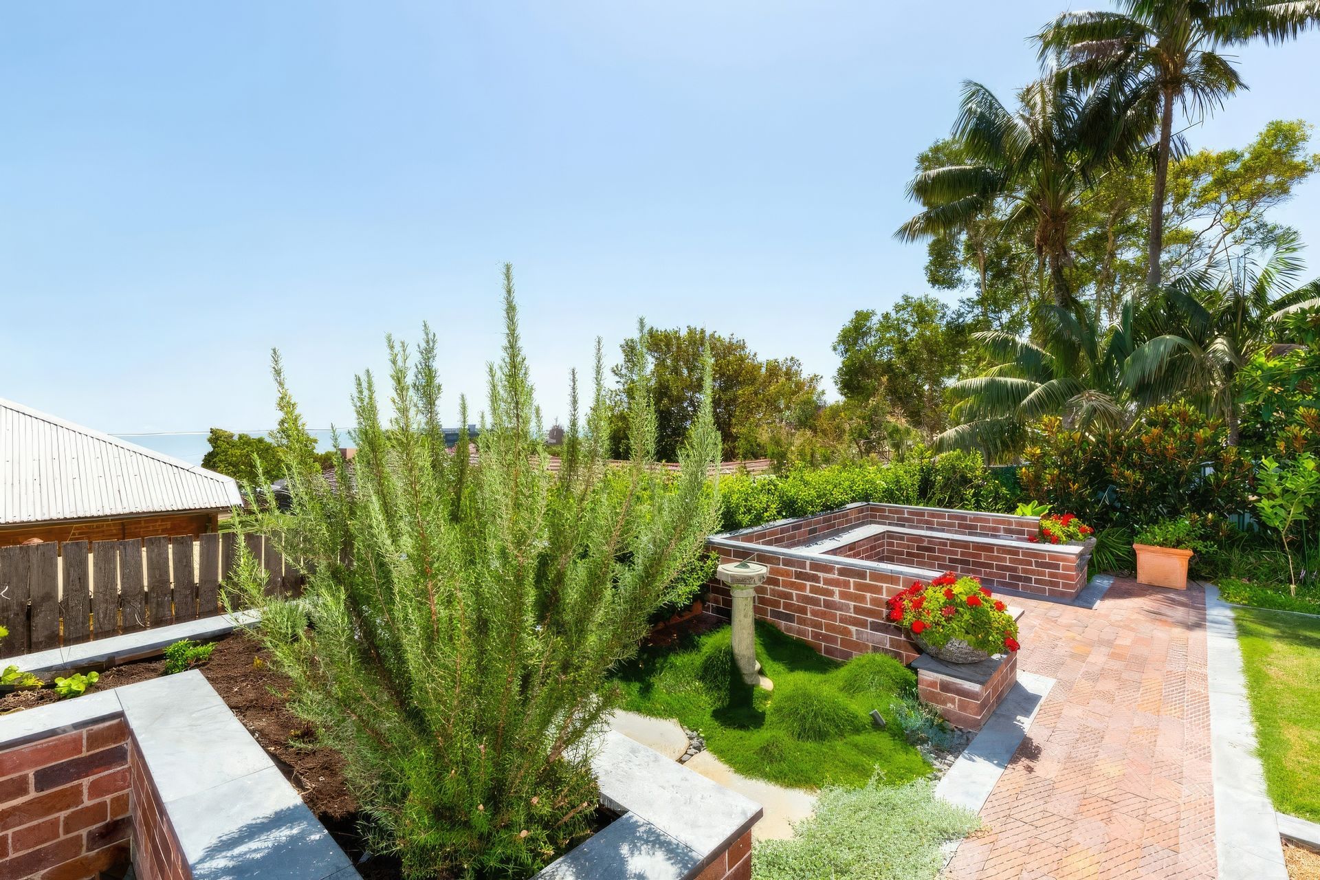 upLandscape-design-Newcastle-The-Hill-8-1024x683-fix-standard-scale-200x.jpg