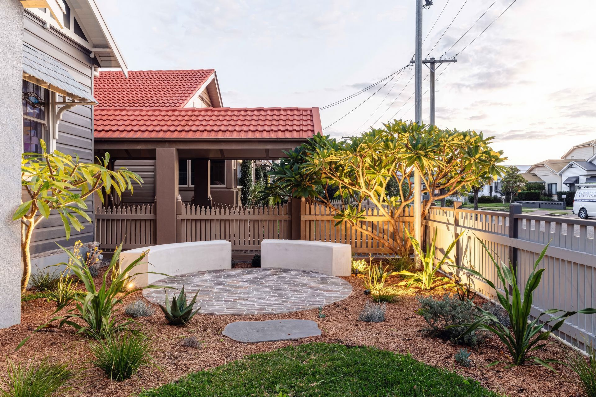upThe-Junction-Bold-Architecture-with-Soft-Landscaping-15-scaled-fix-standard-scale-200x.jpg