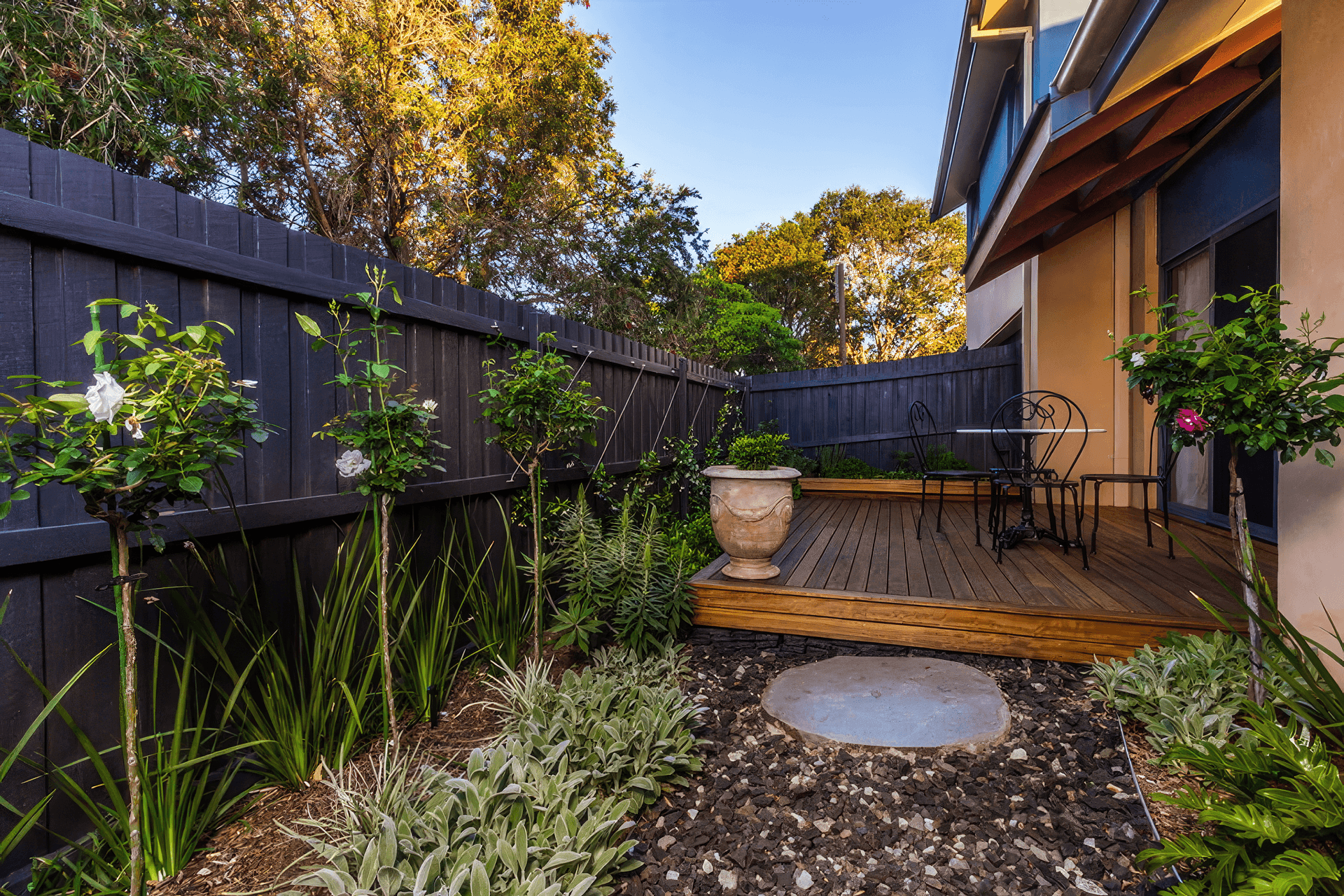 upThe-Junction-Landscape-Design-AFTER-MUD-Landscape-Design-1-fix-standard-scale-200x.png