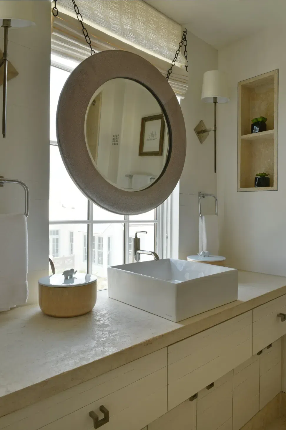 Alys182SeaGardenGuestBathroom1.webp