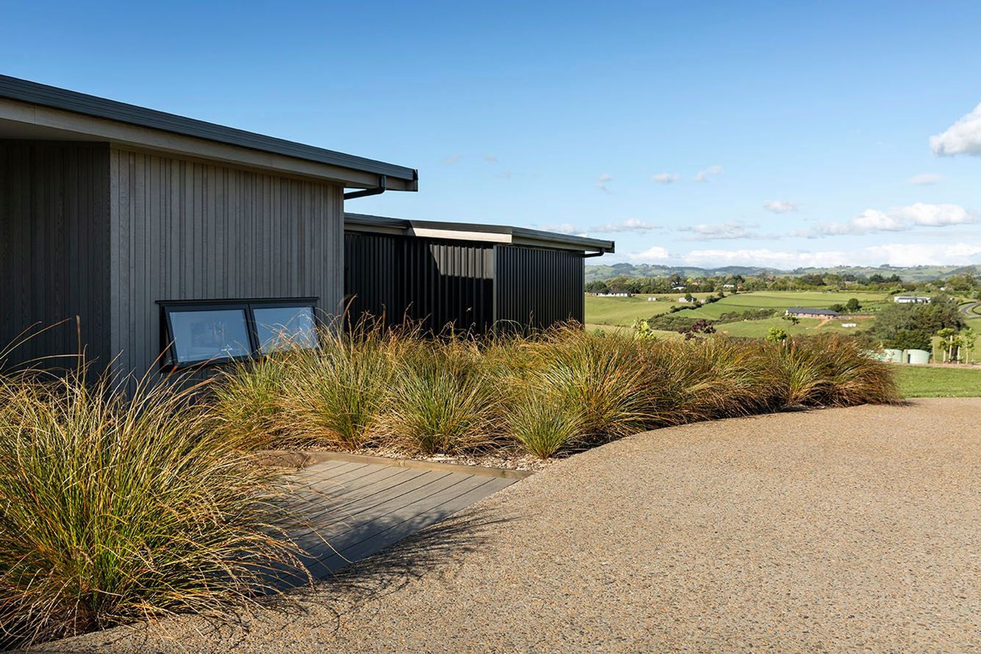 Sitting amongst the tussocks the Cedar and Coloursteel Cladding sit unobtrusively in the landscape.