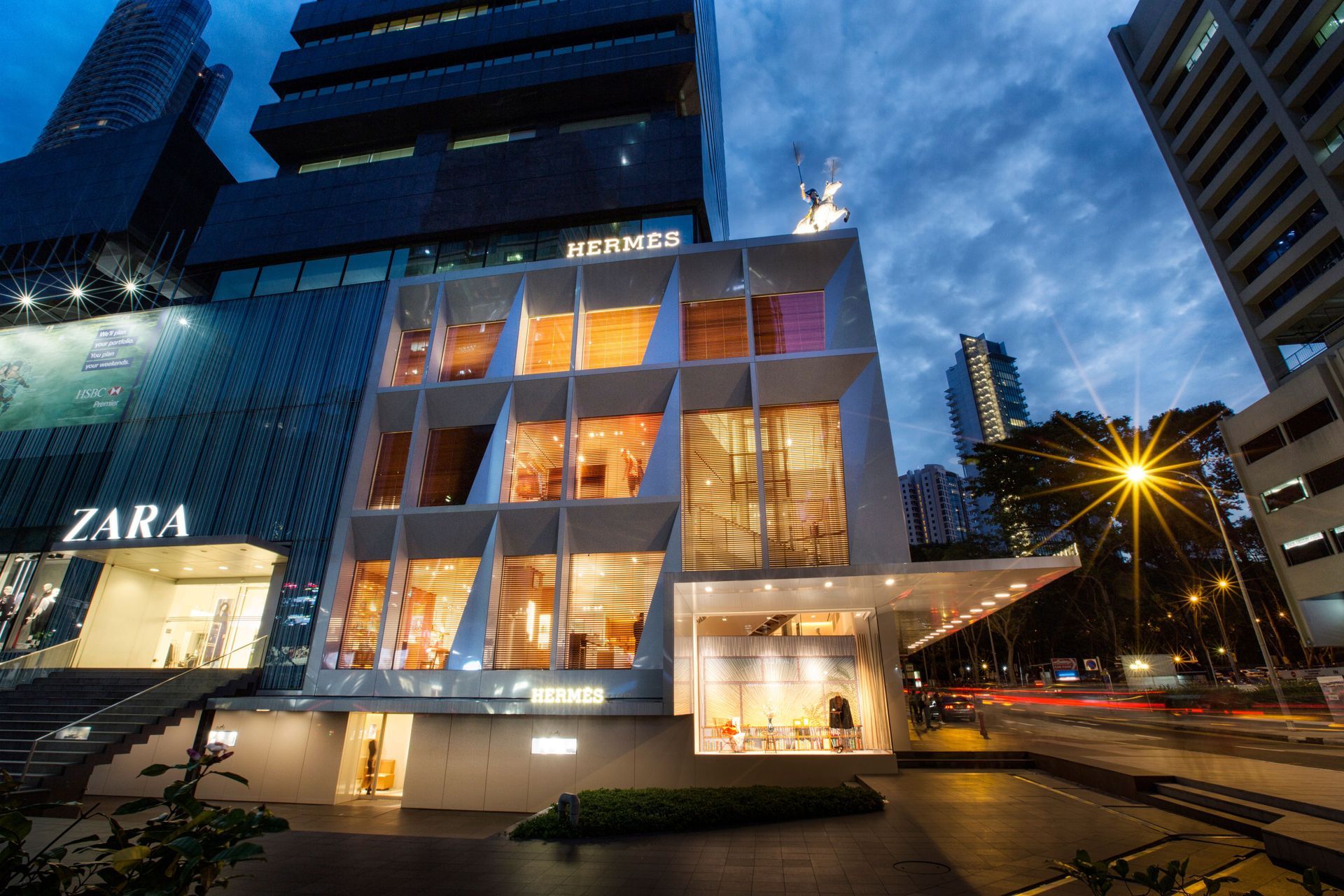 ##Hermès Store
