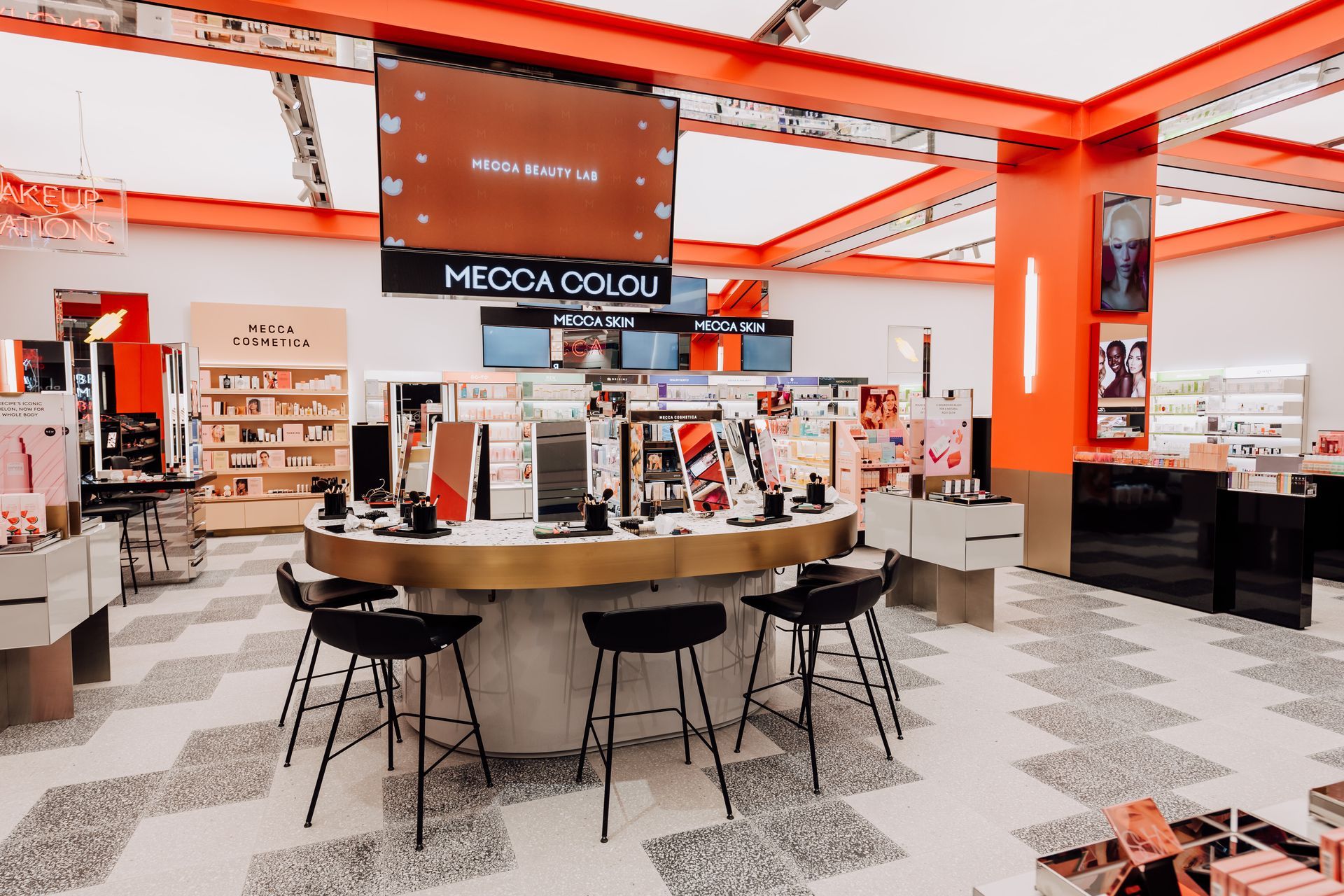Mecca, Sylvia Park