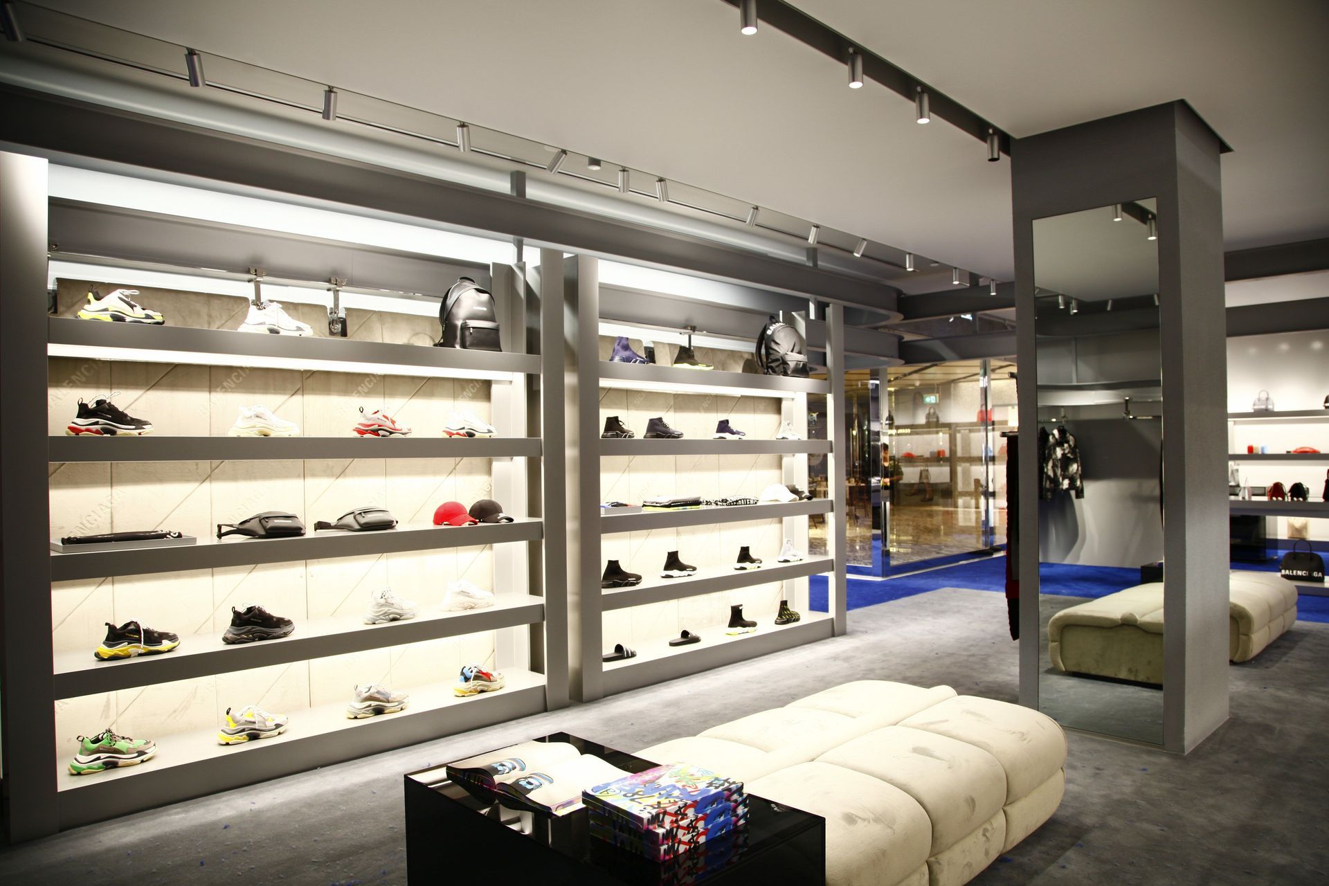 Balenciaga, Sydney