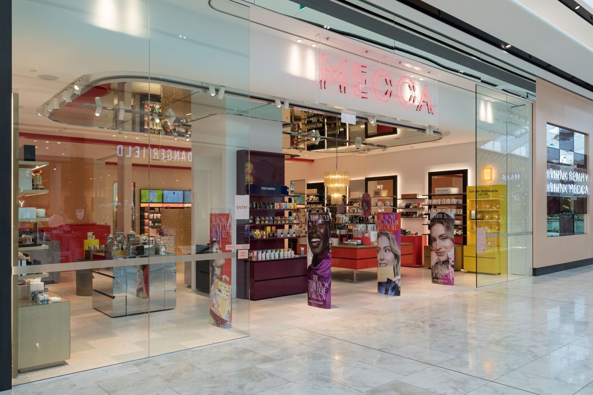 Mecca, Sylvia Park