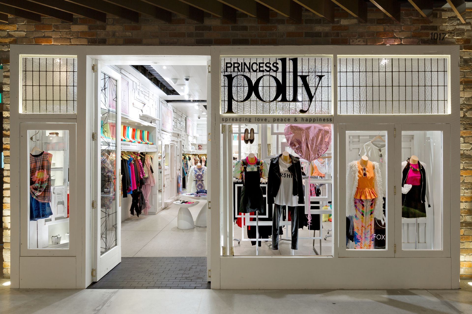 Princess-polly-photo-template-for-project-pages.jpg