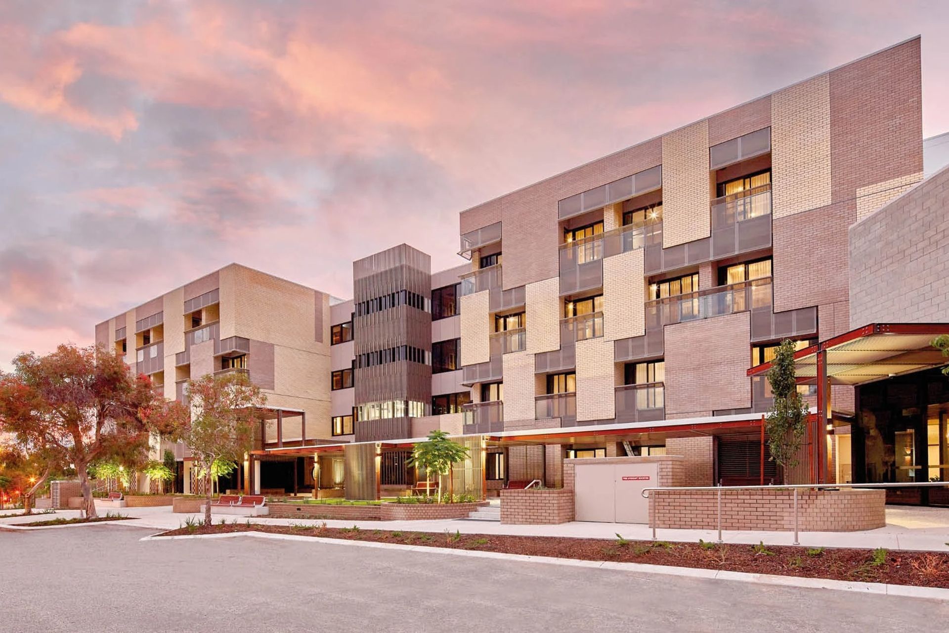imgi11swancare-ningana-aged-care01.jpg