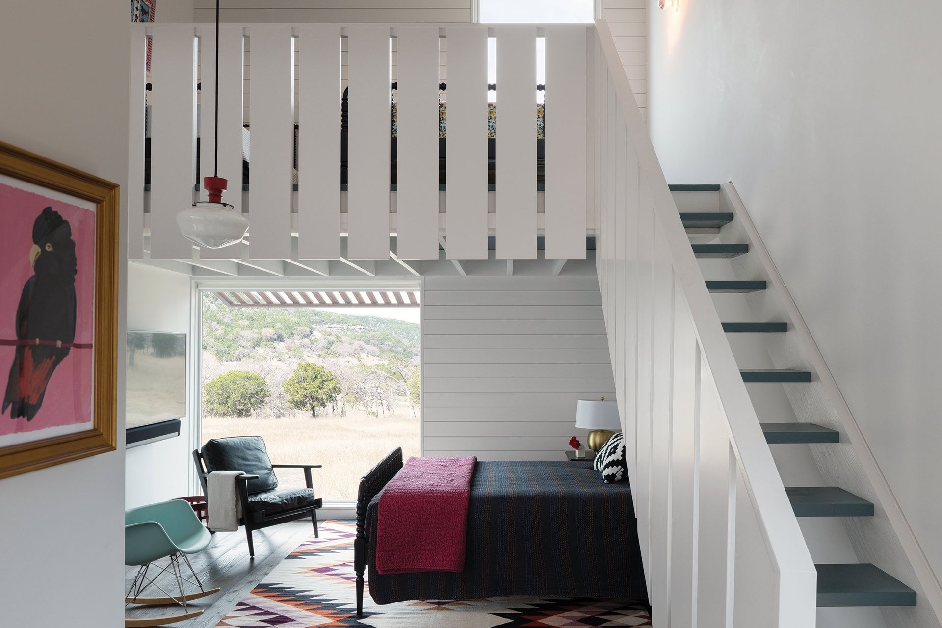 21CampFrioCuppettKilpatrickArchitectureandInteriorDesignbedroom-staircase-modern-traditional-decor.jpg