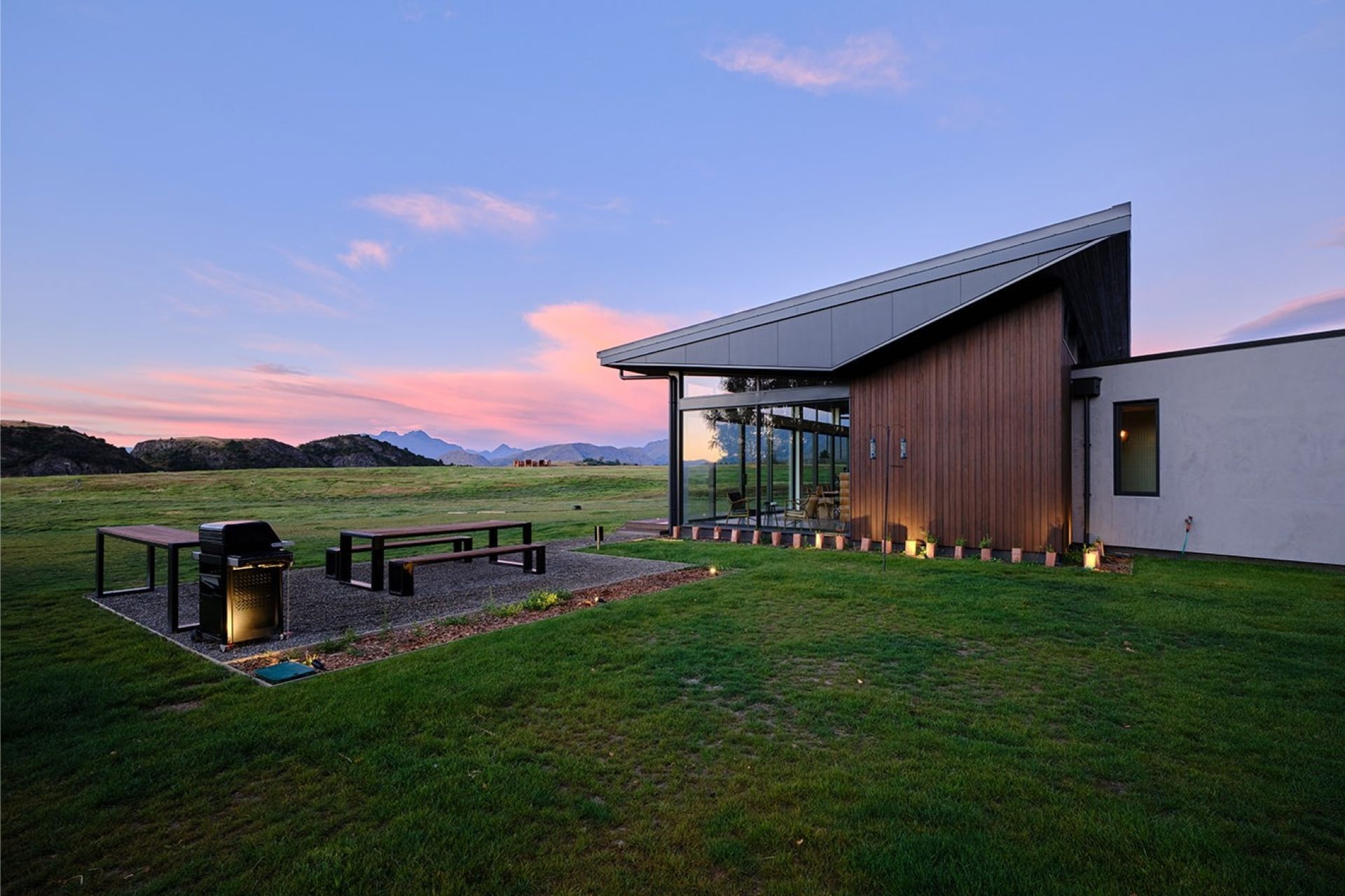 Arrowtown-Retreat-2.jpg