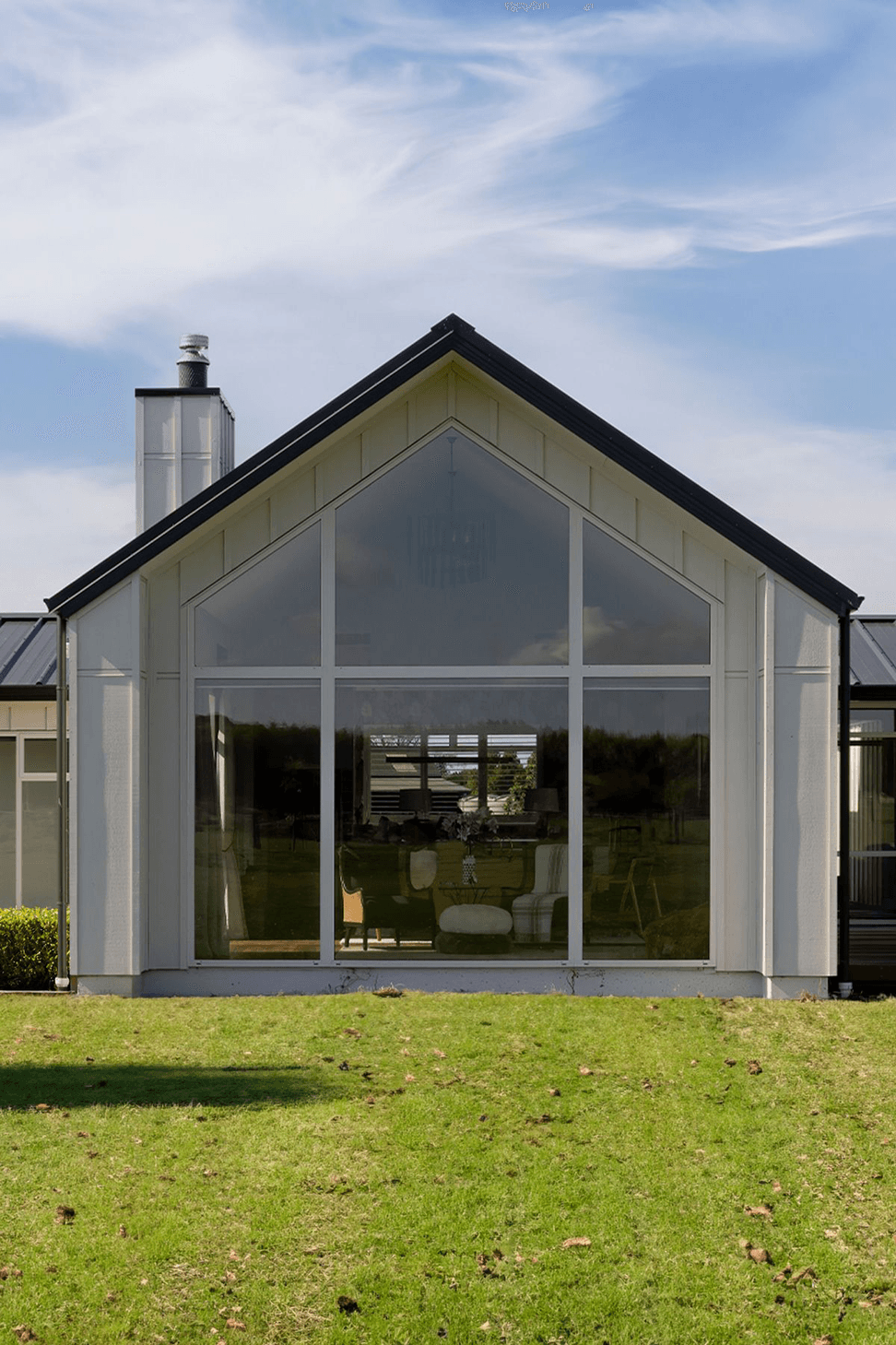 Lowe-Front-Gable-Added-Plants.png