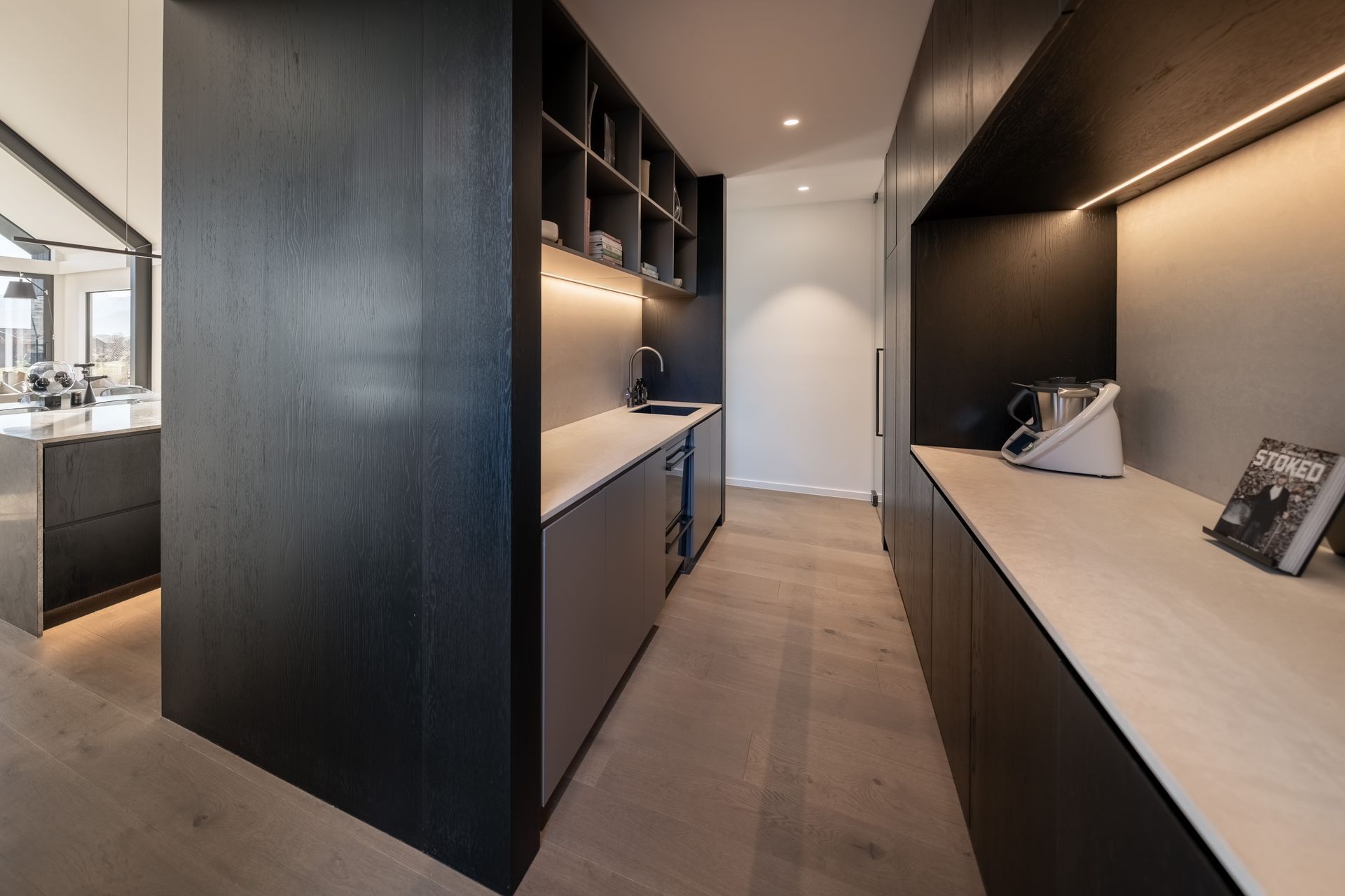 SL409363-HDR-Edit.jpg