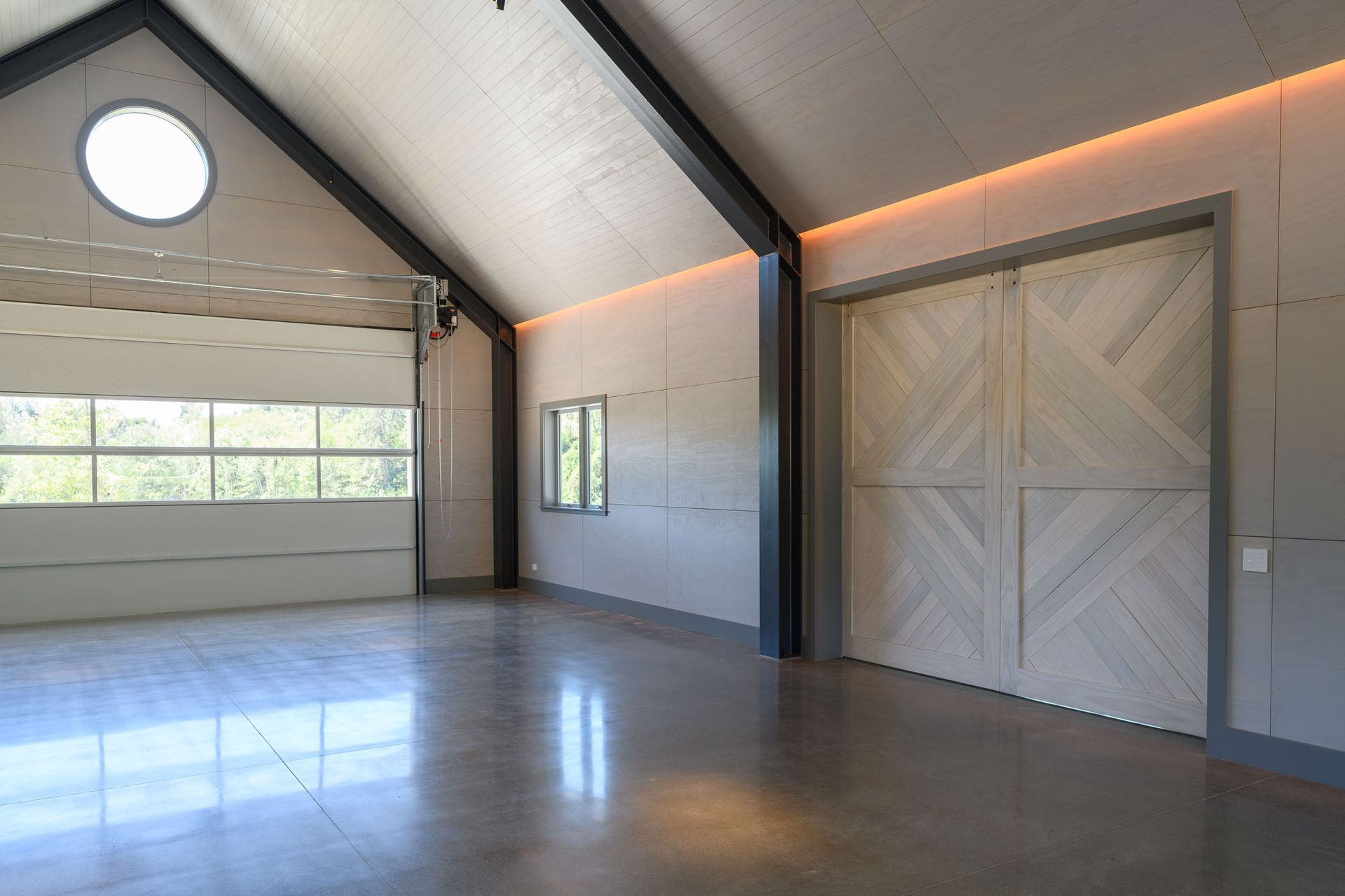 The-Barn3877.jpg