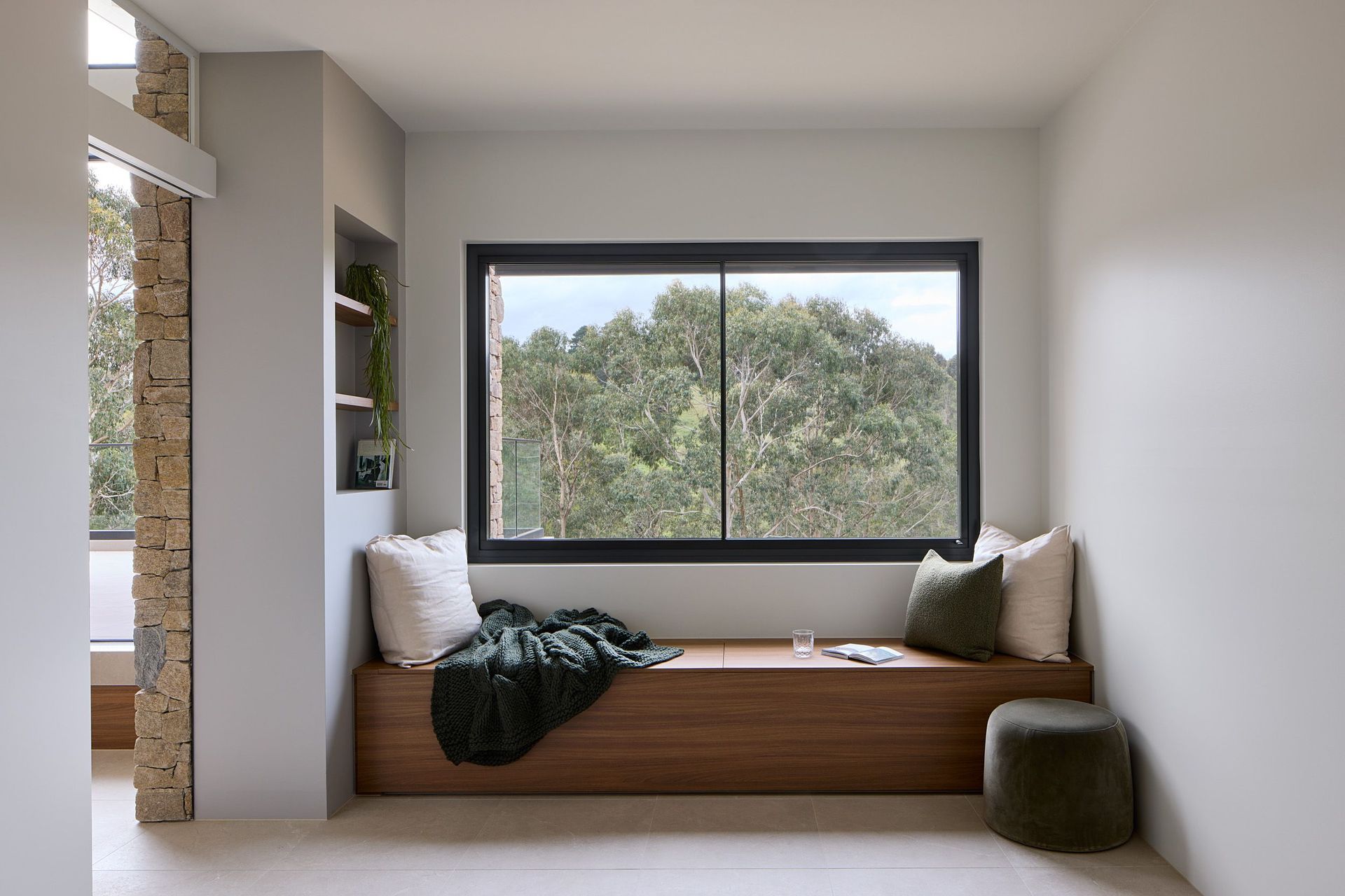 Whisker-ArchitectureHillside-HomeTatjana-Plitt610.jpg
