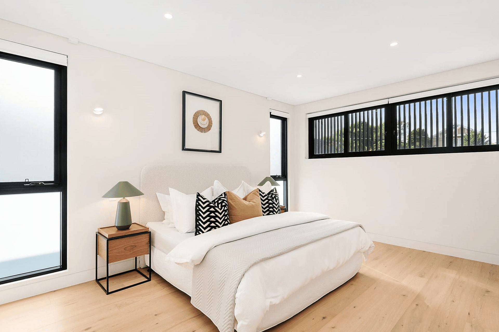 bedroom-larger.png