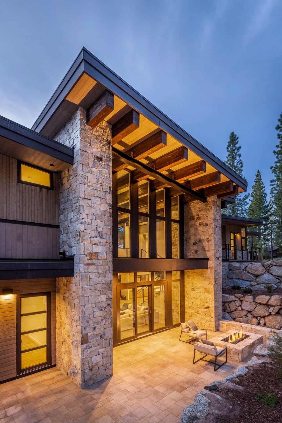 imgi383-Martis-Camp-Realty-Home-651-patio.jpg