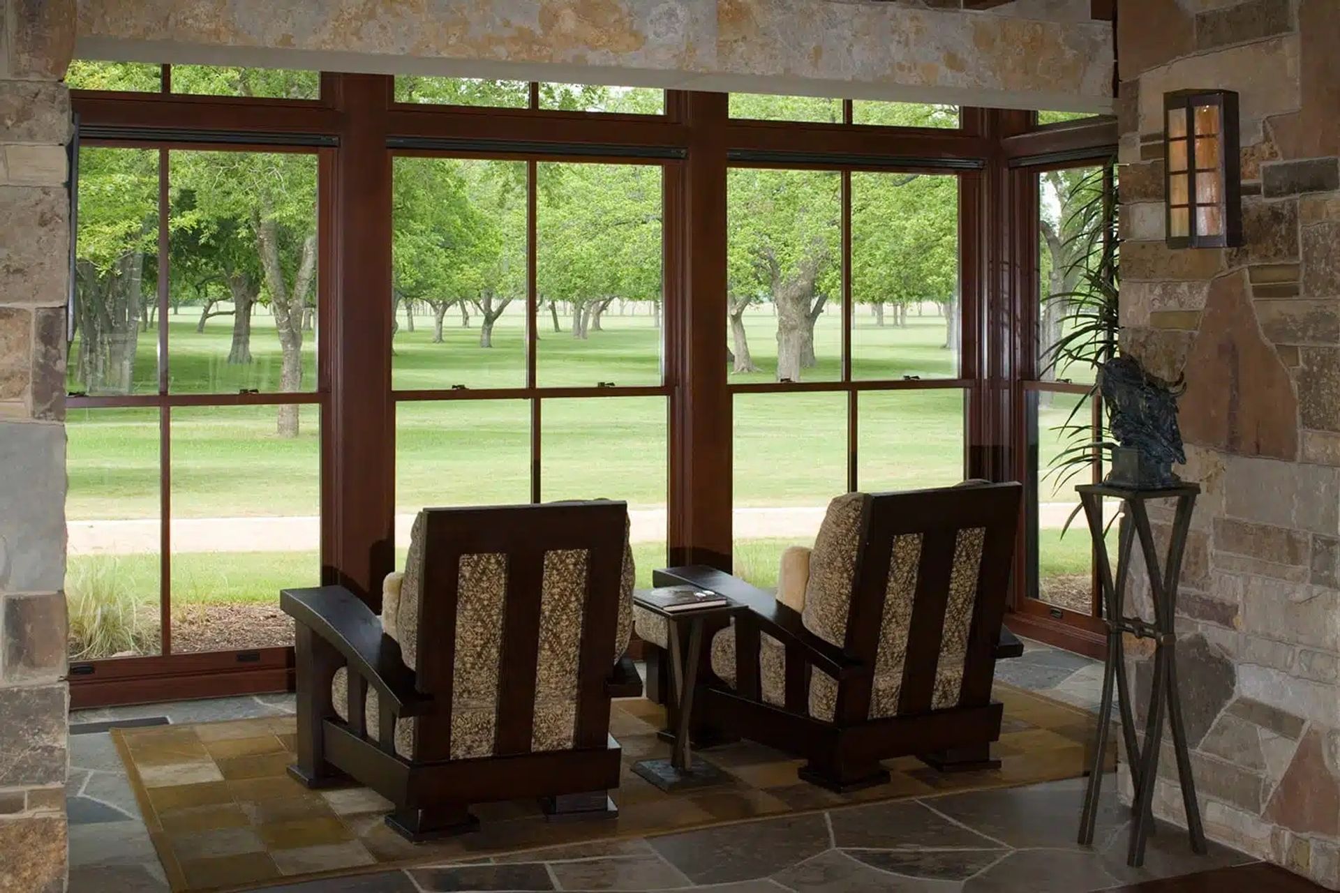 moto-x-cabin17jpg-ap-compressed.jpg