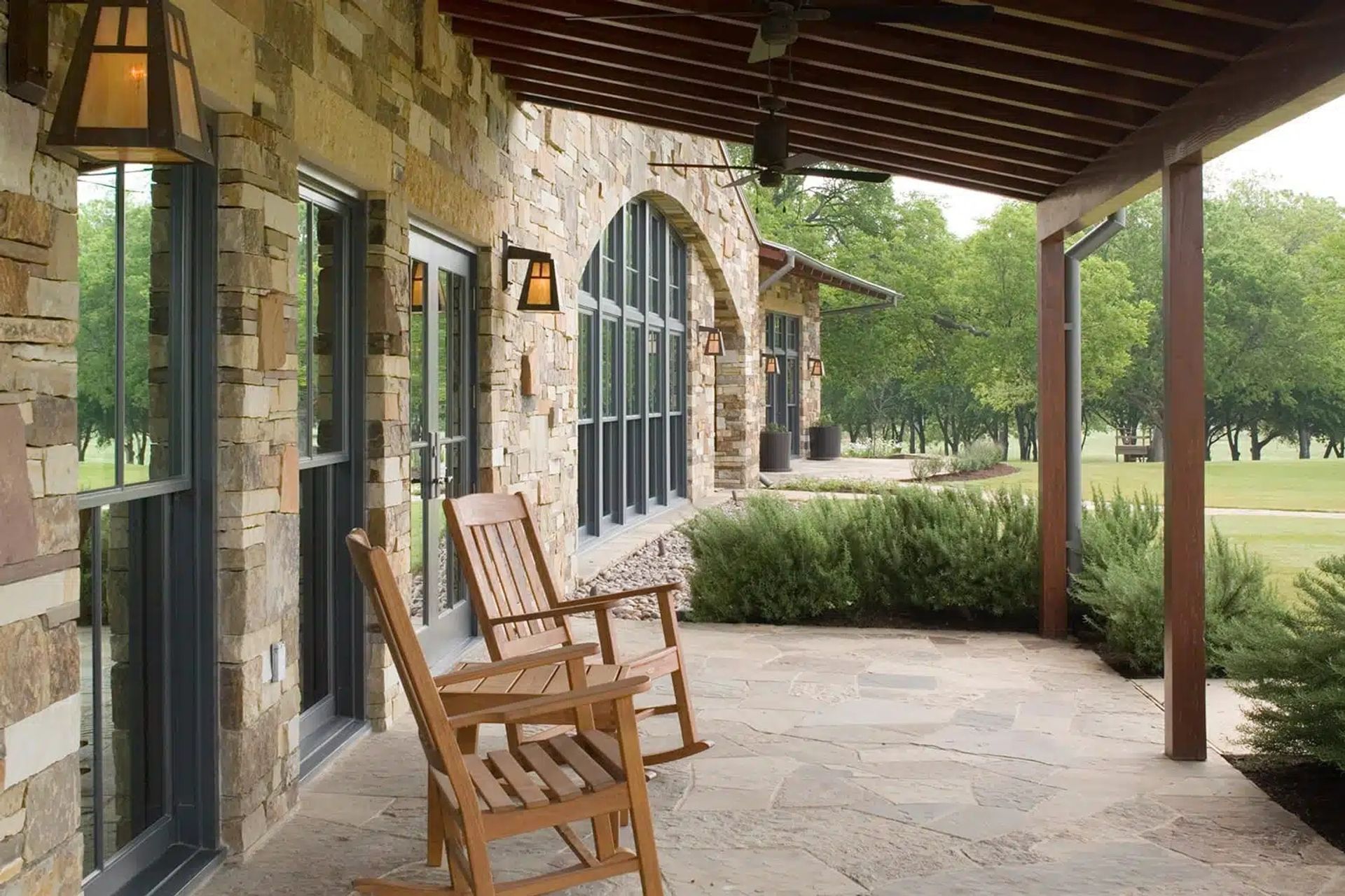 moto-x-cabin1jpg-ap-compressed.jpg