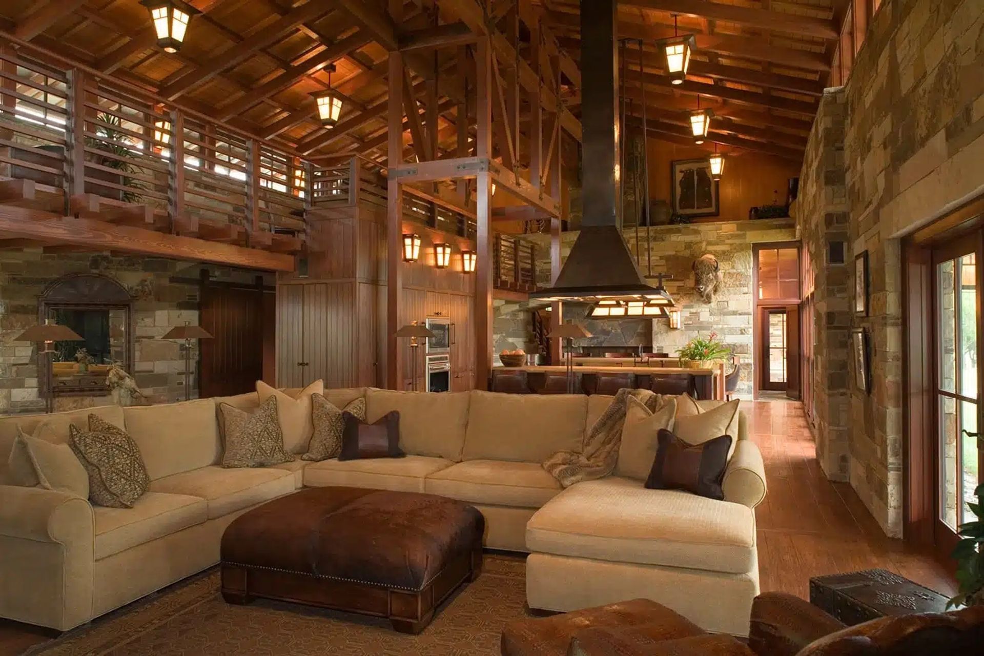 moto-x-cabin24jpg-ap-compressed.jpg