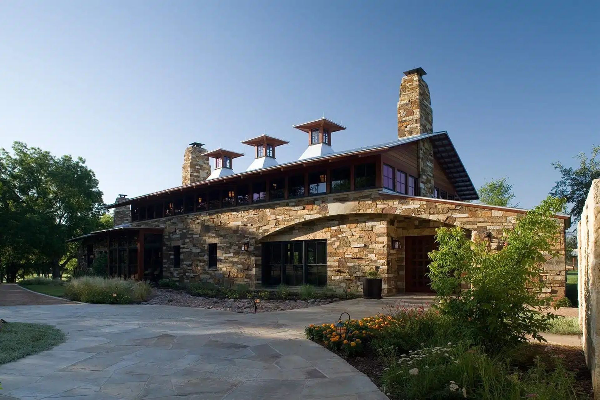 moto-x-cabin38jpg-ap-compressed.jpg