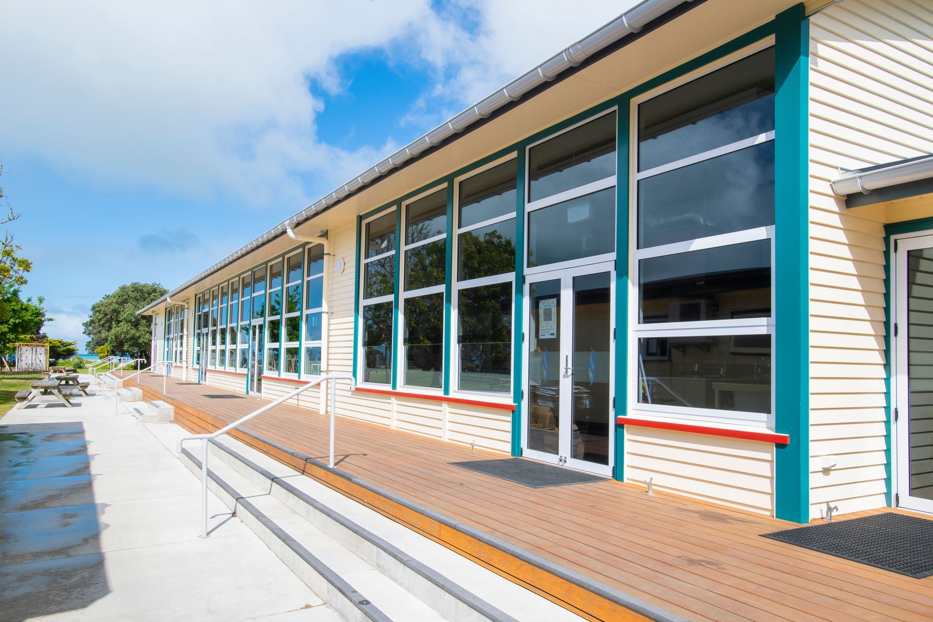 Tolaga School