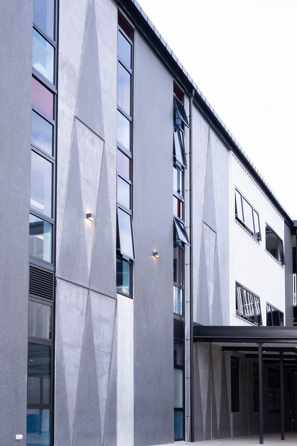 De-La-Salle-6.jpg