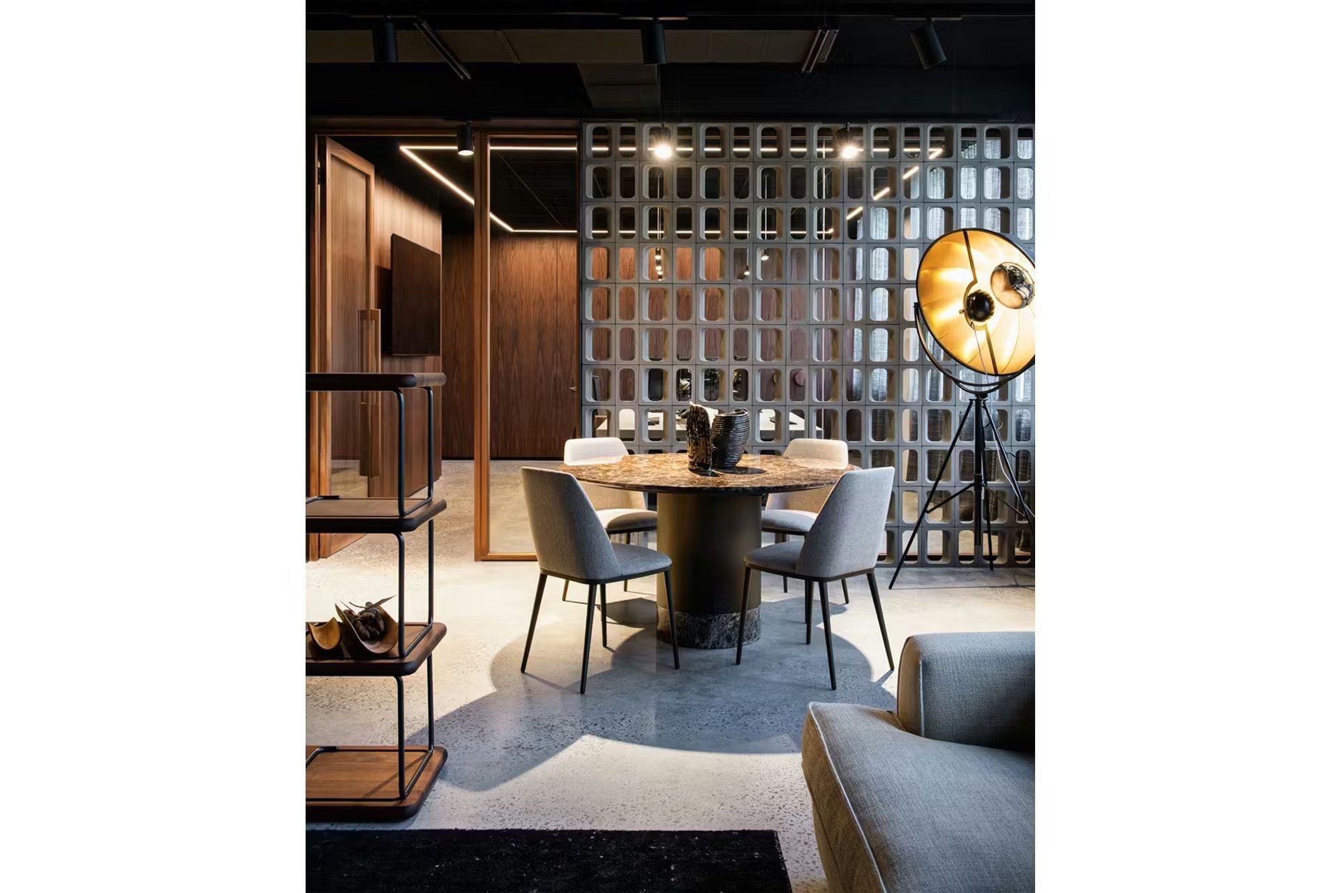 showroom-4-ap-compressed.jpg