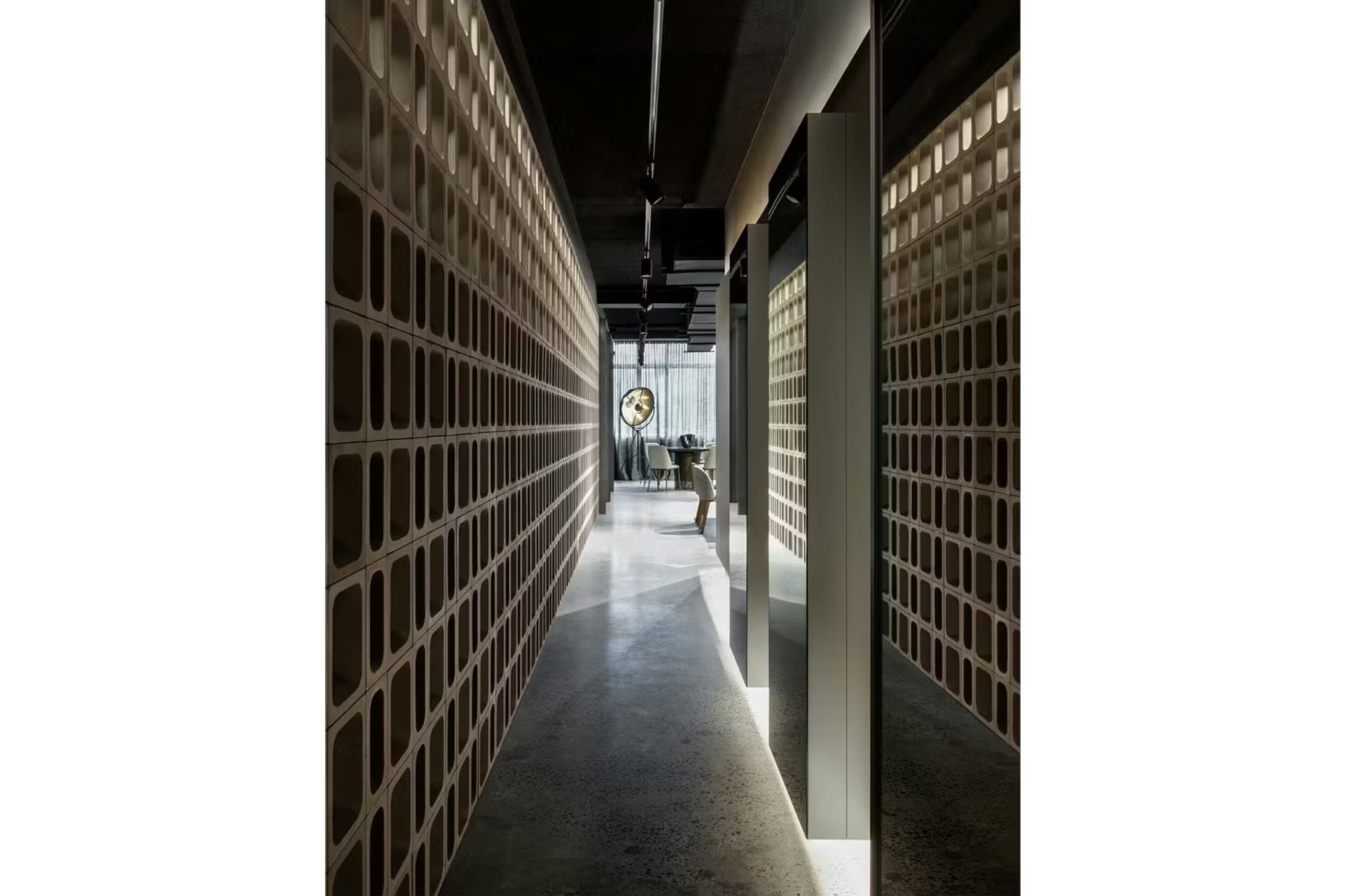 showroom-6-ap-compressed.jpg