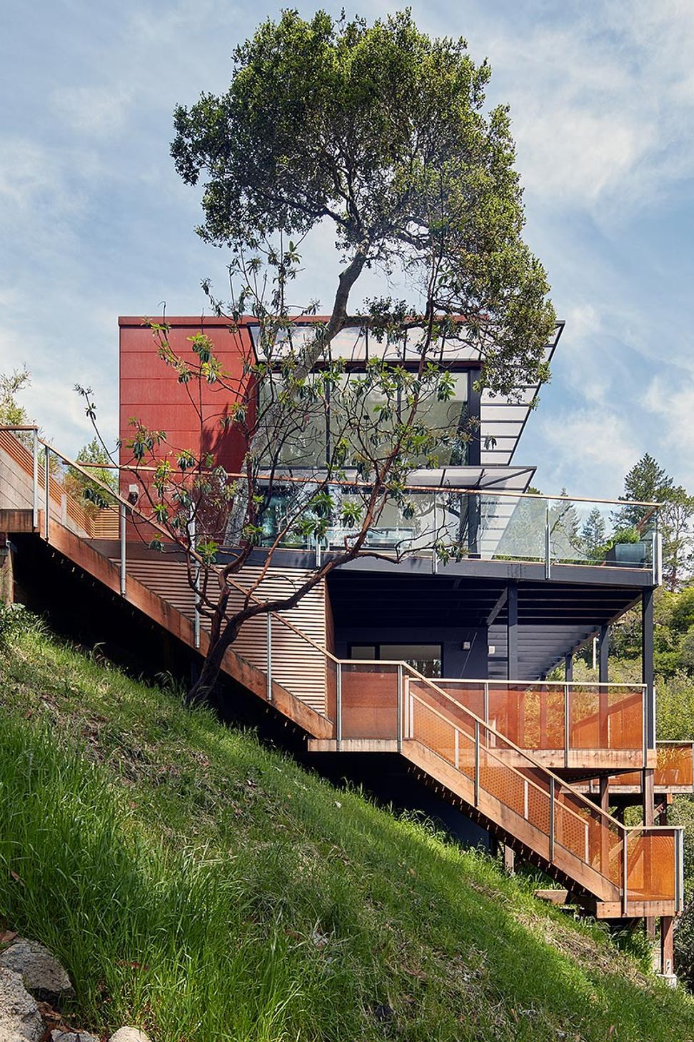 0011Edited-out-piers-below-stairsZack-de-VitoModern-ArchitectureConstructionDesign-BuildHillside-HouseMarin-County-Custom-HomeFull-Hillside-ElevationDamonteMain-Hills.jpg
