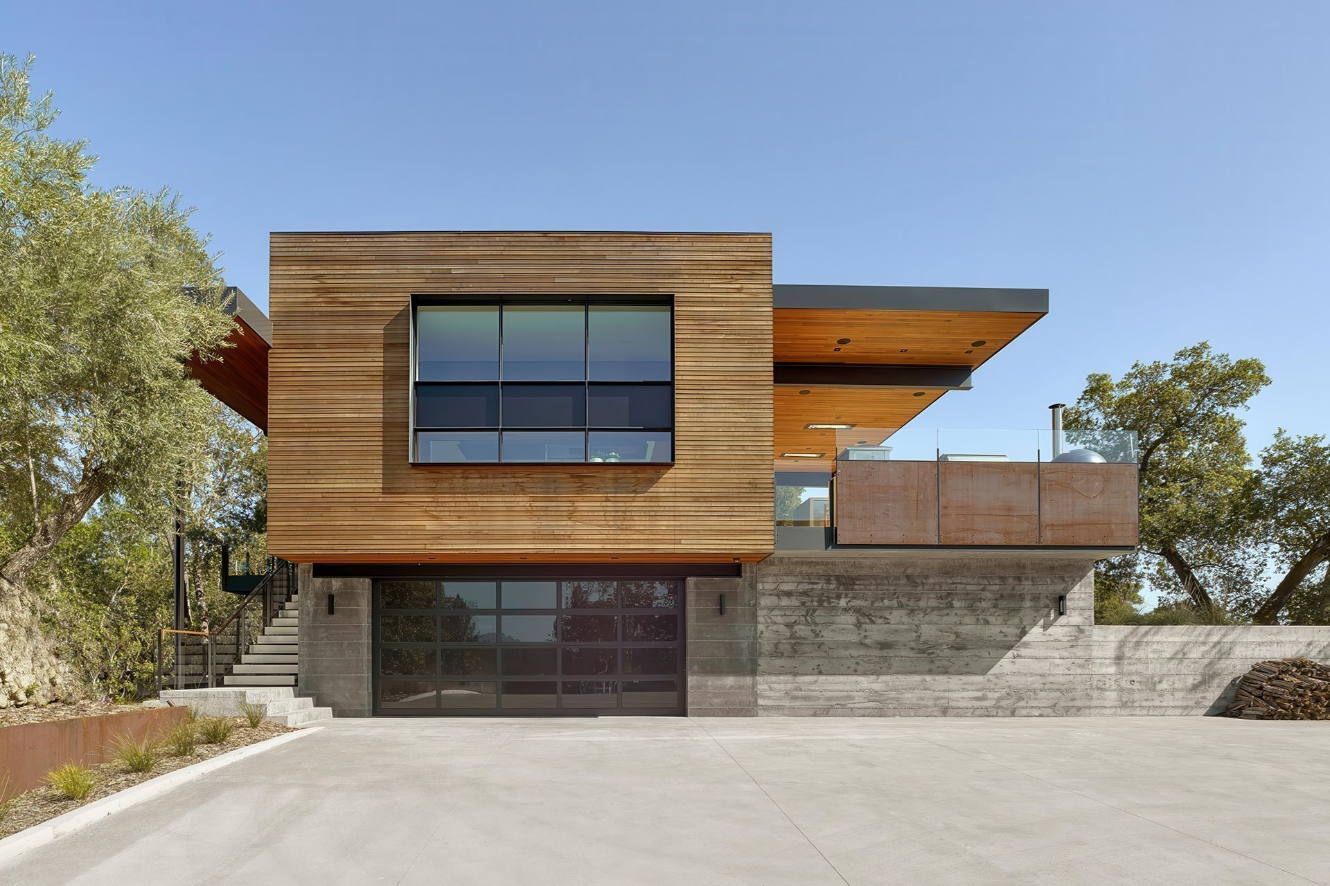 001Zack-de-VitoModern-Architecture-Construction-Design-BuildRidgeview-Estate-NapaCustom-HomeFront-Exterior-ElevationCesar-Rubio.jpeg