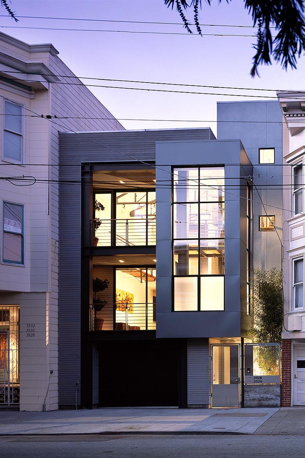 002Zack-de-VitoModern-Architecture-Construction-Design-BuildKohler-San-Francisco-Custom-HomeFront-ElevationRubio-1.jpg