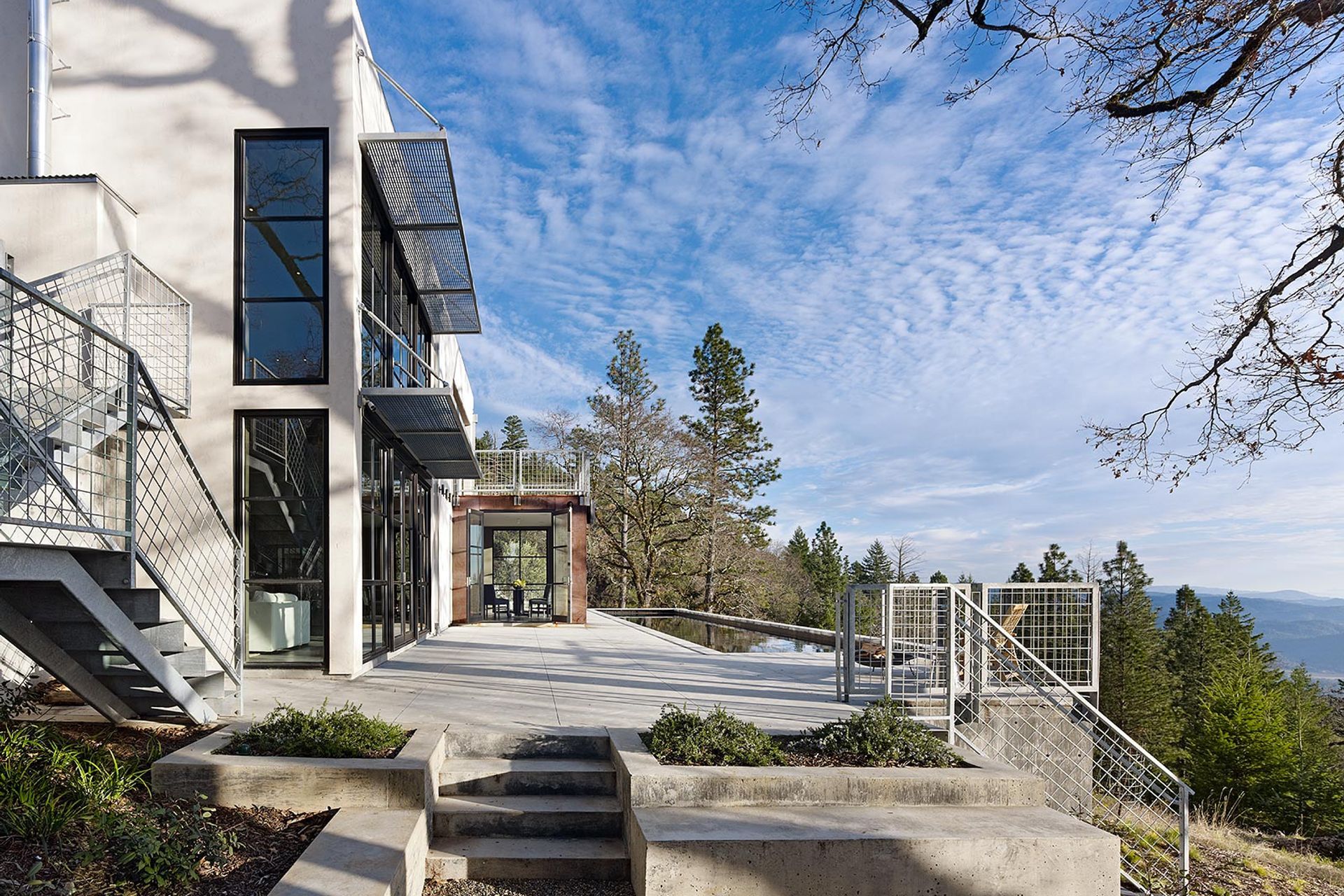 007Zack-de-VitoModern-Architecture-Construction-DesignBuildLK-HouseCalistogaCustom-HomeSide-ViewMain-HouseDamonte-007.jpg