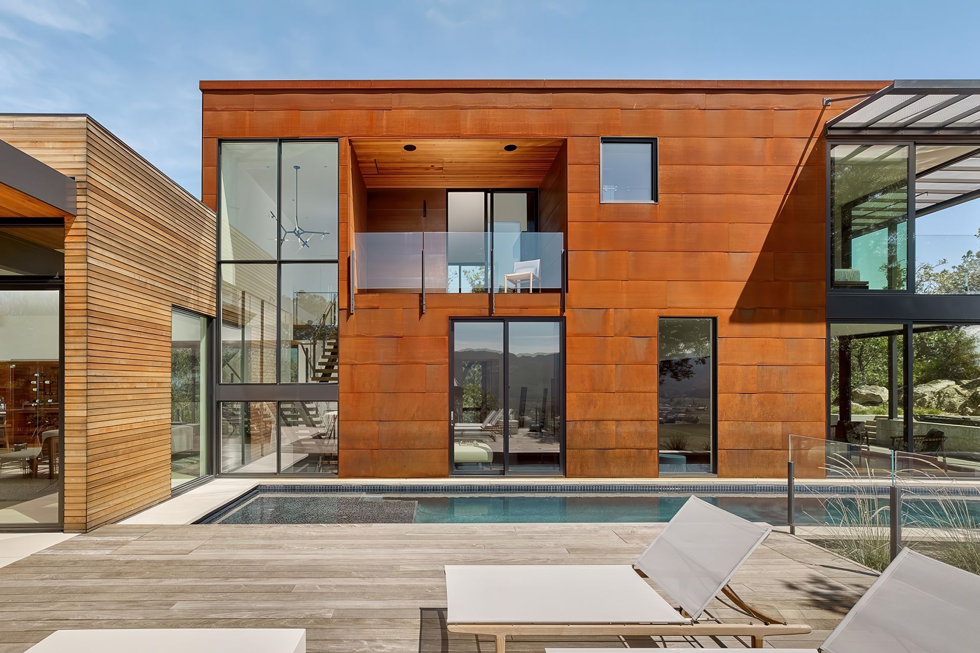 008Zack-de-VitoModern-Architecture-Construction-Design-BuildRidgeview-Estate-NapaCustom-HomePool-deck-and-rear-houseCesar-Rubio.jpeg