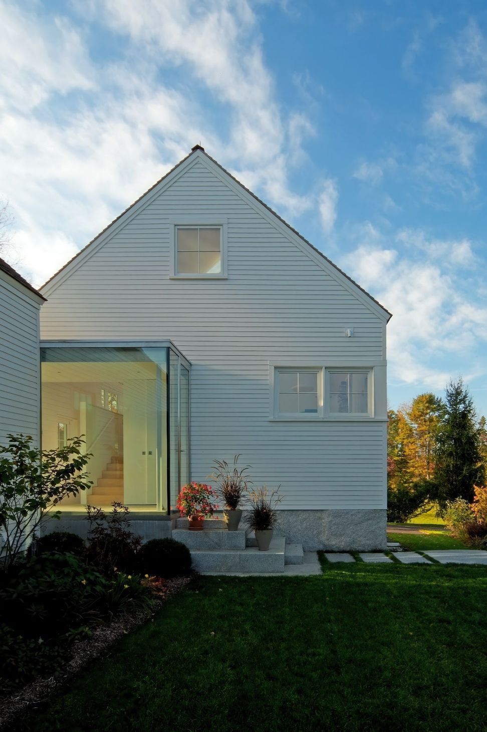 01-House-on-Casco-Bay-Garden-Entry.jpeg