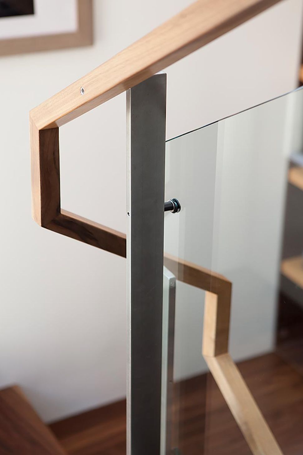 012-Zack-de-VitoModern-Architecture-Construction-Design-BuildSteelHouse-12San-FranciscoCustom-Multi-FamilyStair-Railing-DetailDyer-012.jpg