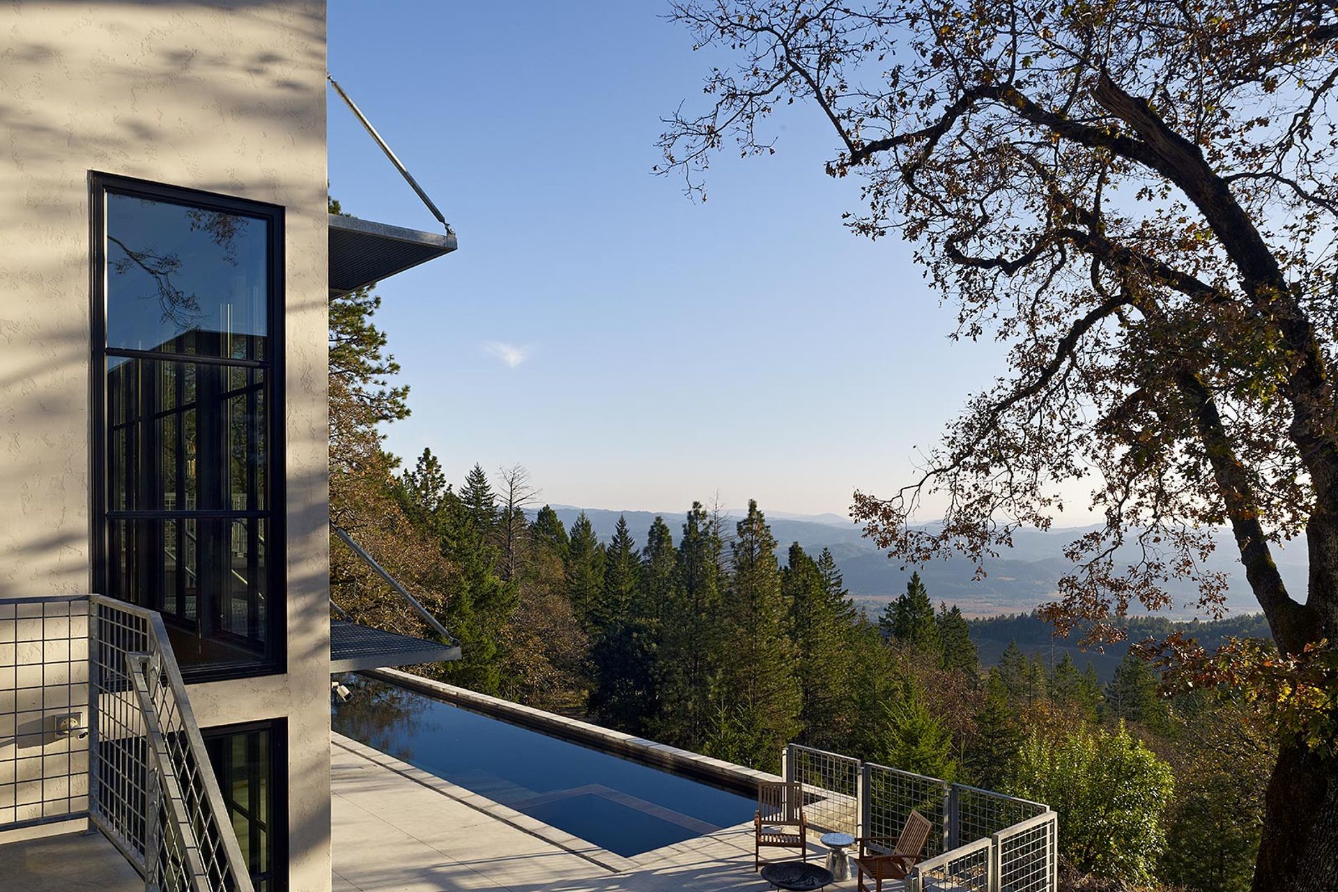 016Zack-de-VitoModern-Architecture-Construction-DesignBuildLK-HouseCalistogaCustom-HomePool-ViewDamonte-016.jpg