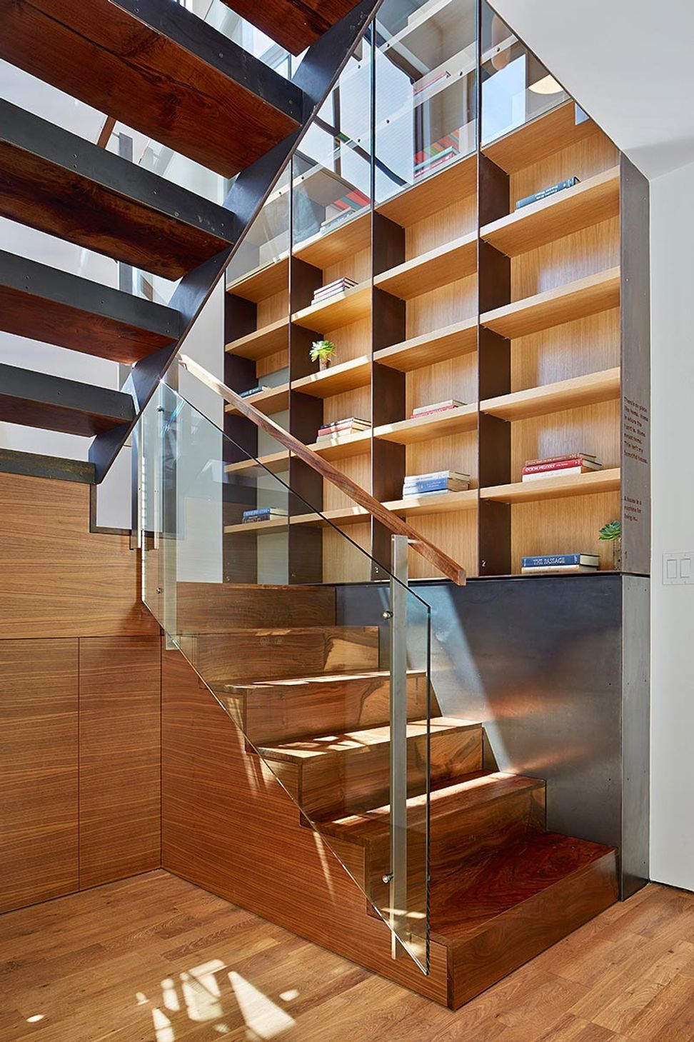 023-Zack-de-VitoModern-Architecture-Construction-Design-BuildSteelHouse-12San-FranciscoCustom-Multi-FamilyStairway-Steel-ShelvesDamonte-023.jpg