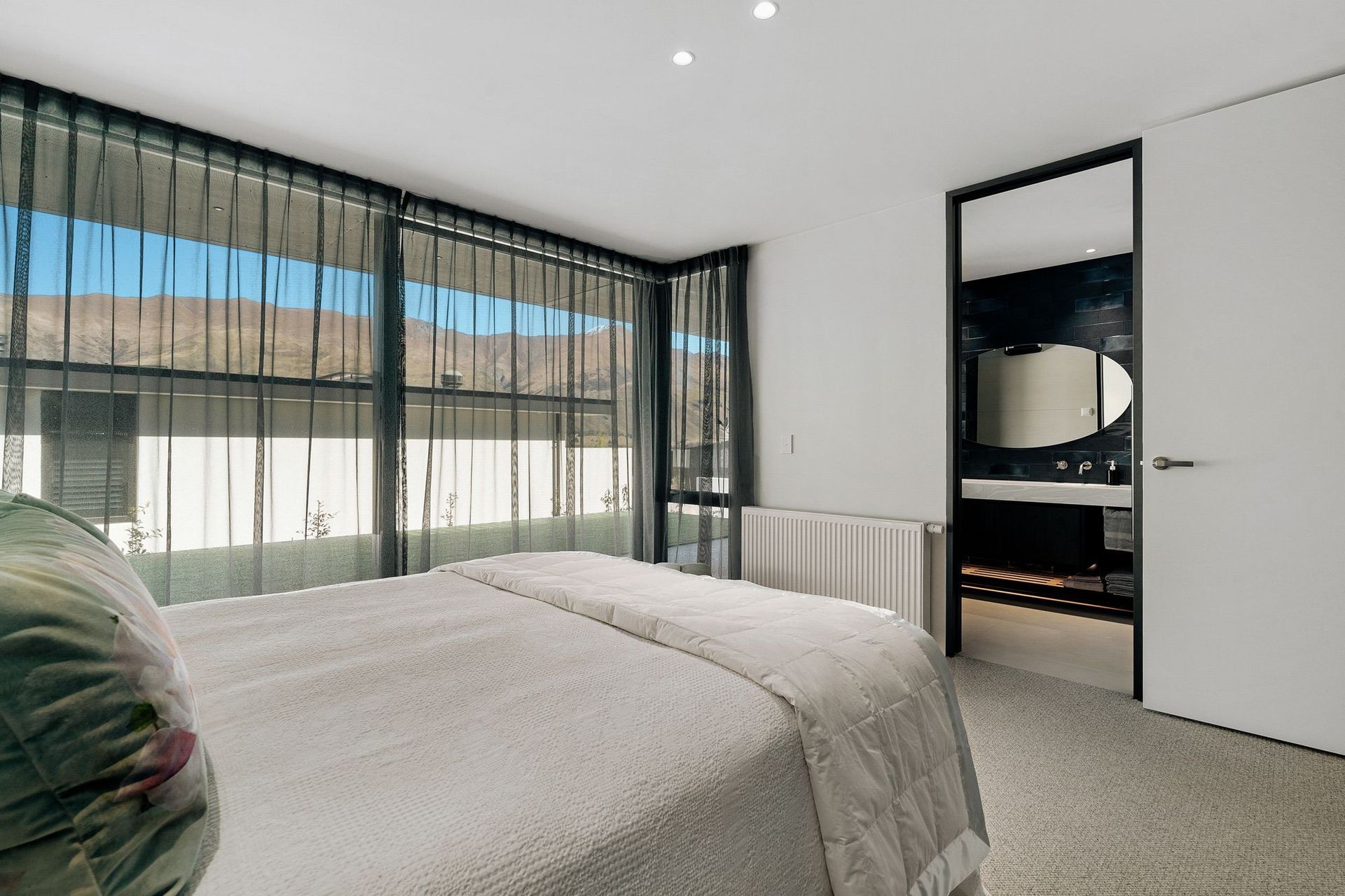 6 Bay Rise