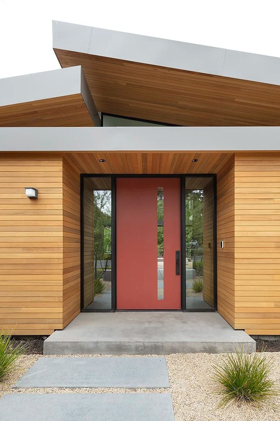 15EntryBoxDetailDoorClosed-ap-compressed-v2.jpg